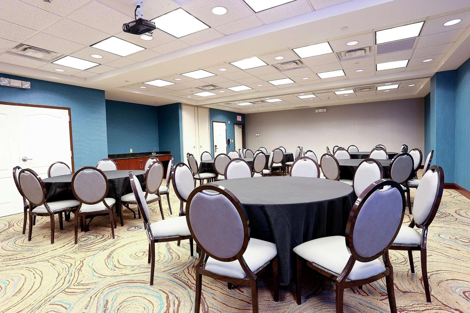 Hampton Inn & Suites Tampa-Wesley Chapel photo 36