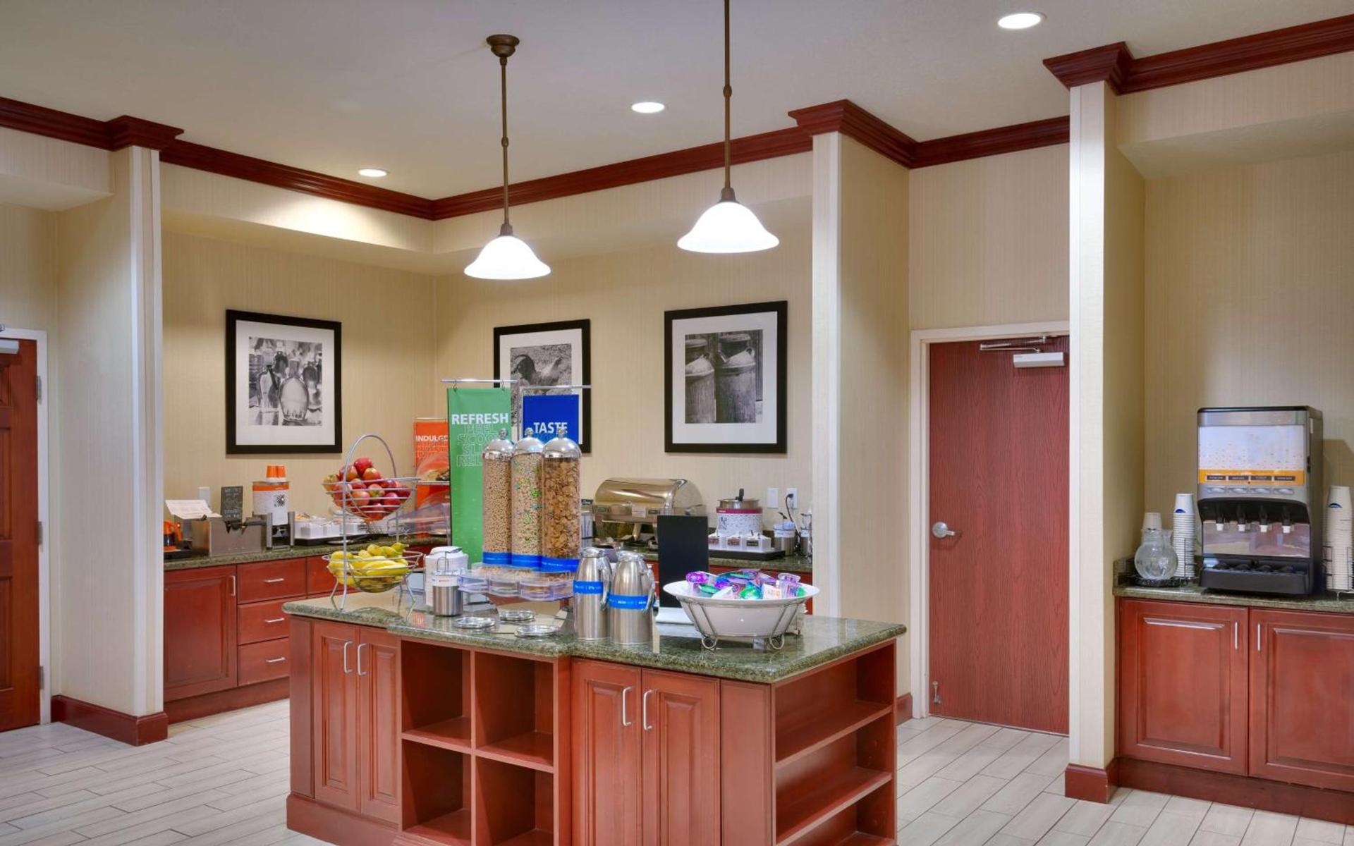 Hampton Inn Tremonton photo 15