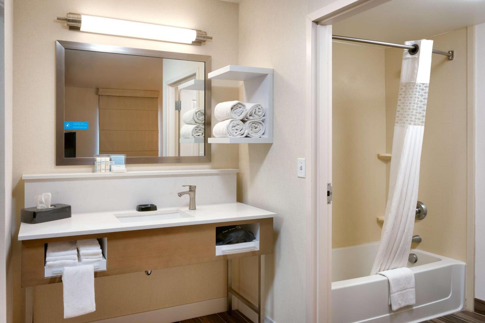 Hampton Inn Tremonton photo 20