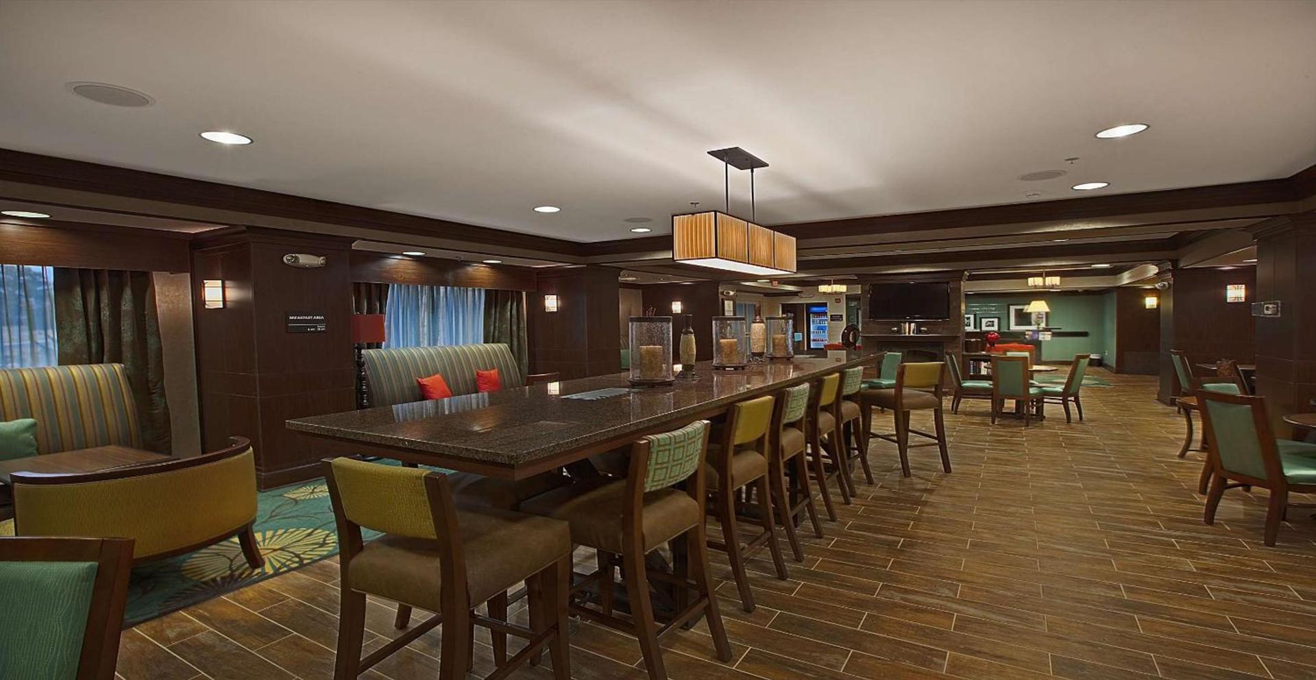 Hampton Inn New Albany photo 18