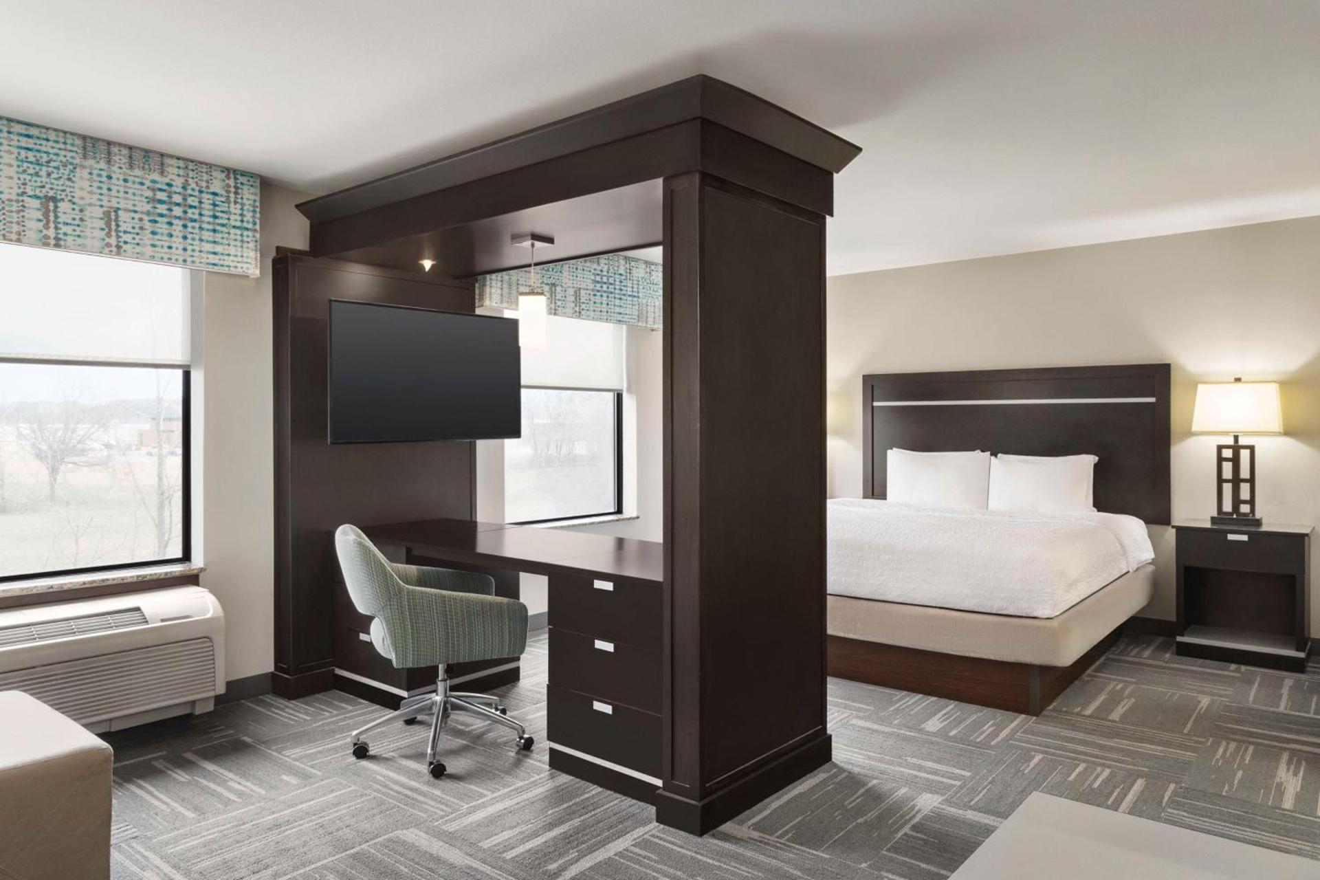 Hampton Inn New Albany photo 52