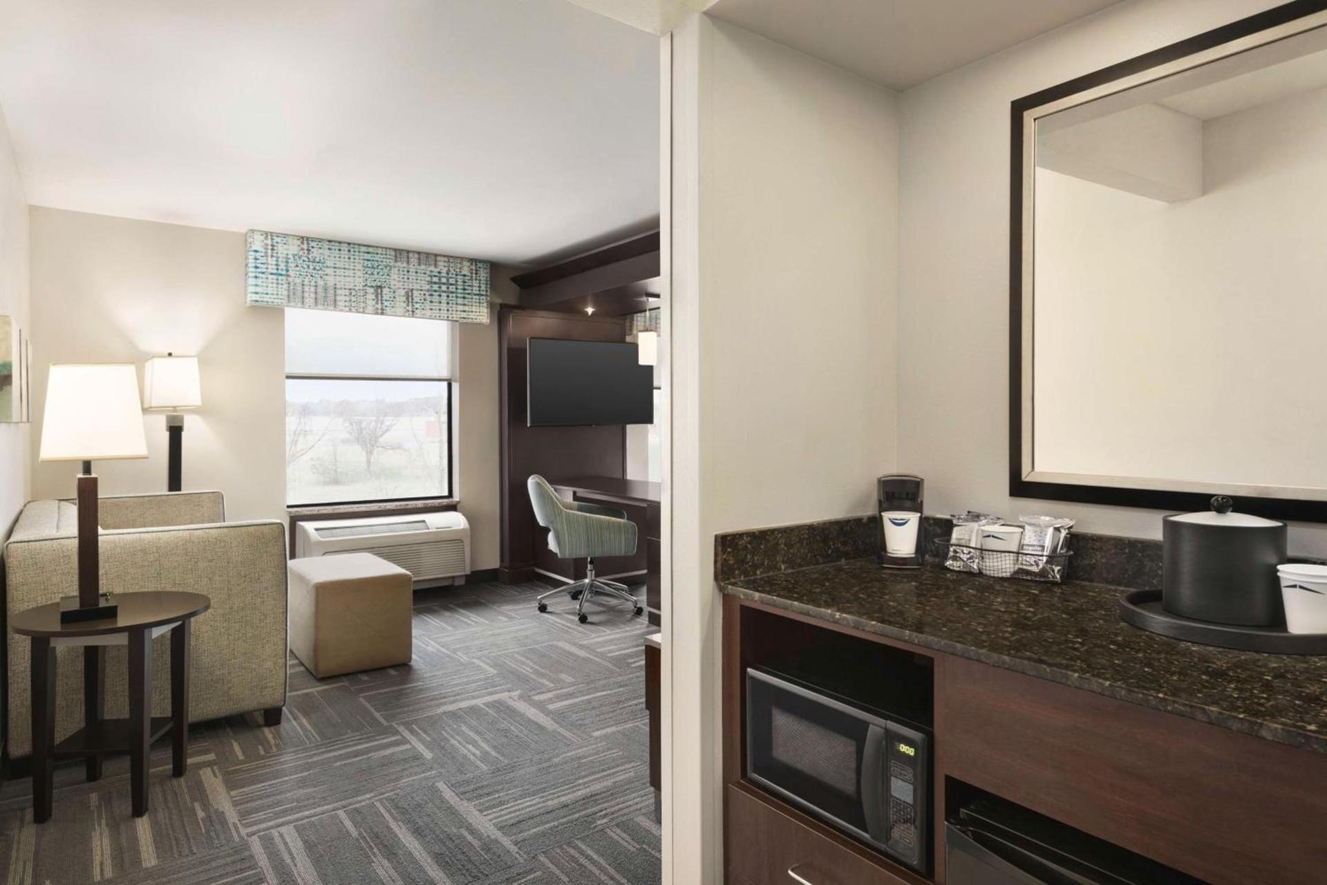 Hampton Inn New Albany photo 59