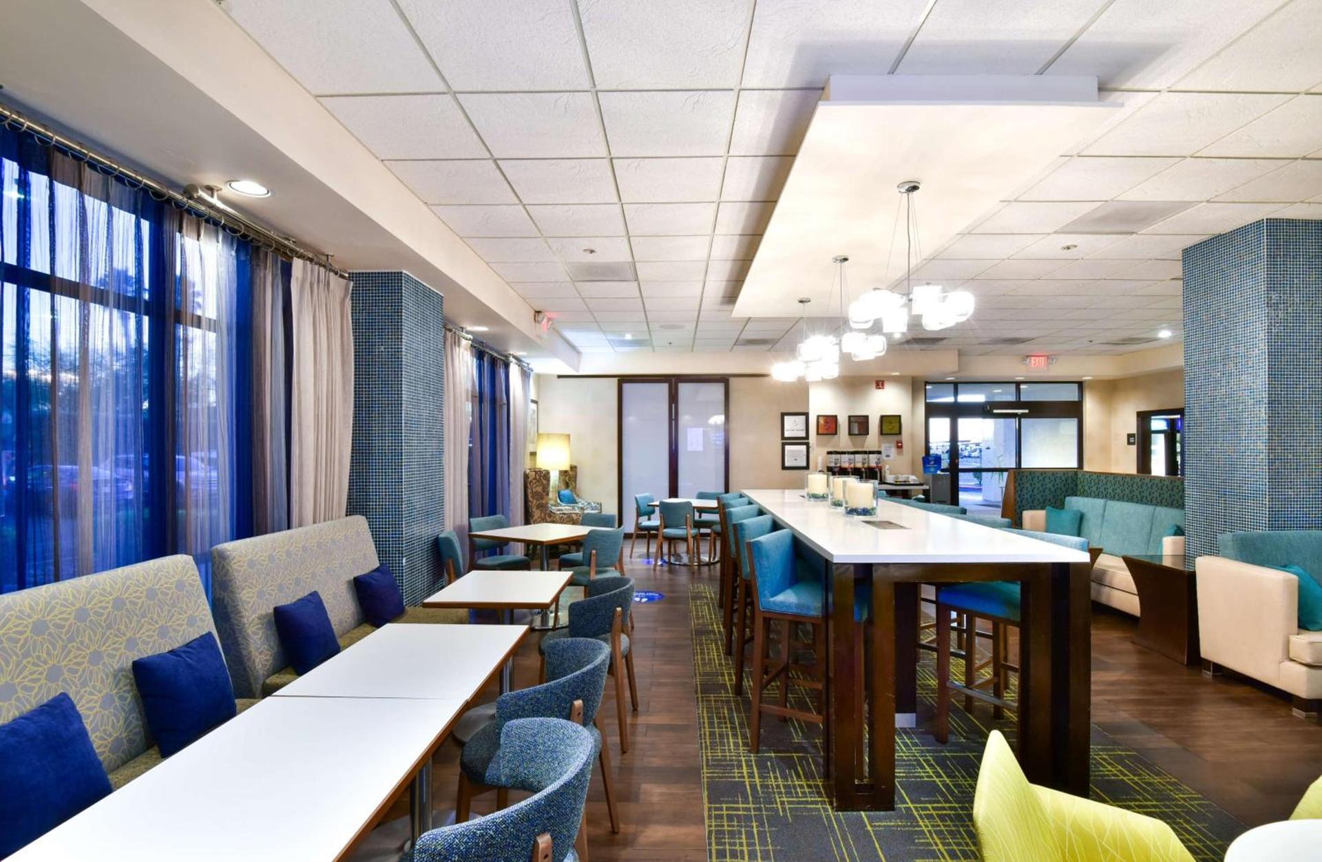 Hampton Inn Tucson-Airport photo 4