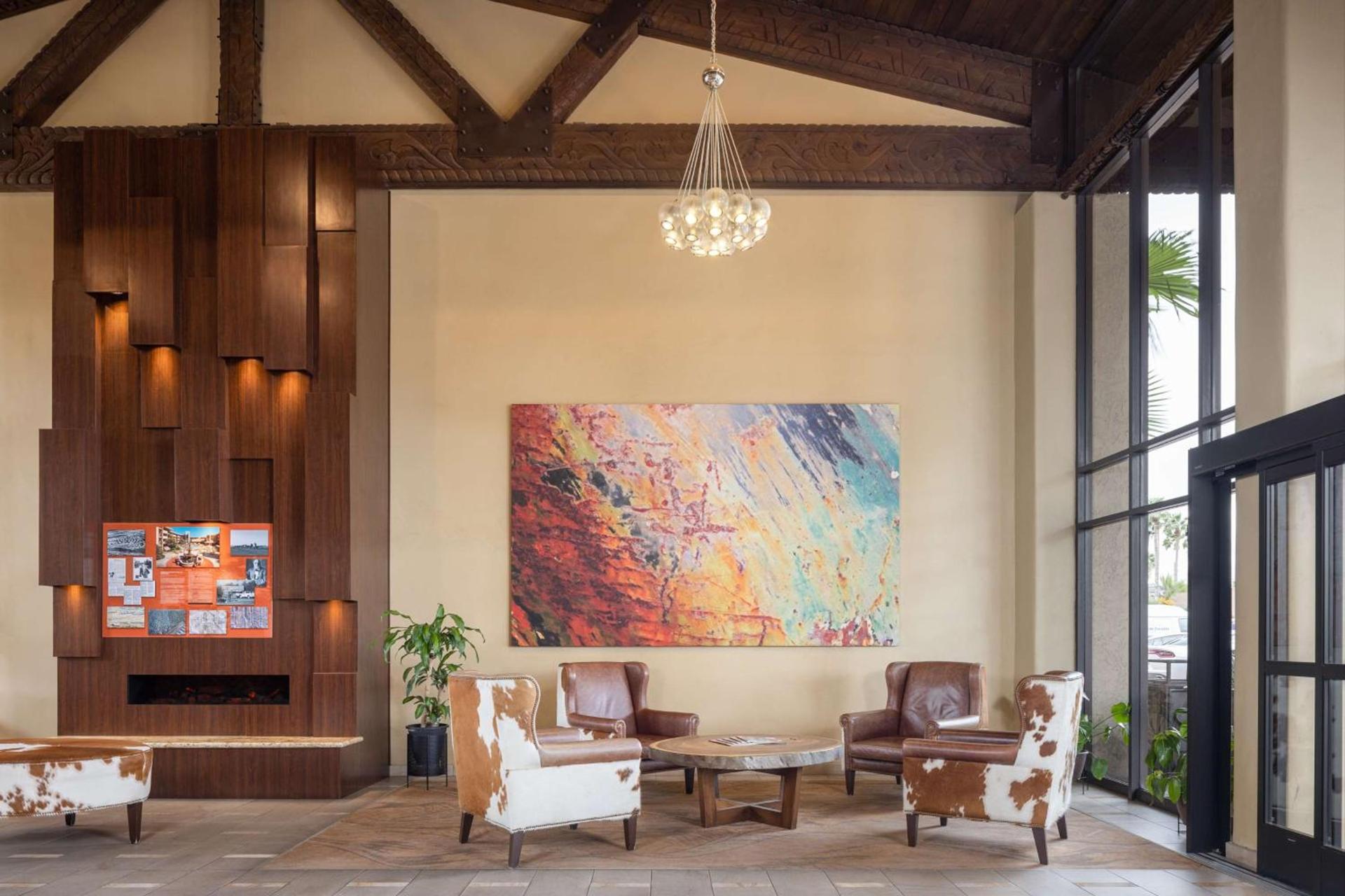 DoubleTree Suites by Hilton Tucson-Williams Center photo 6