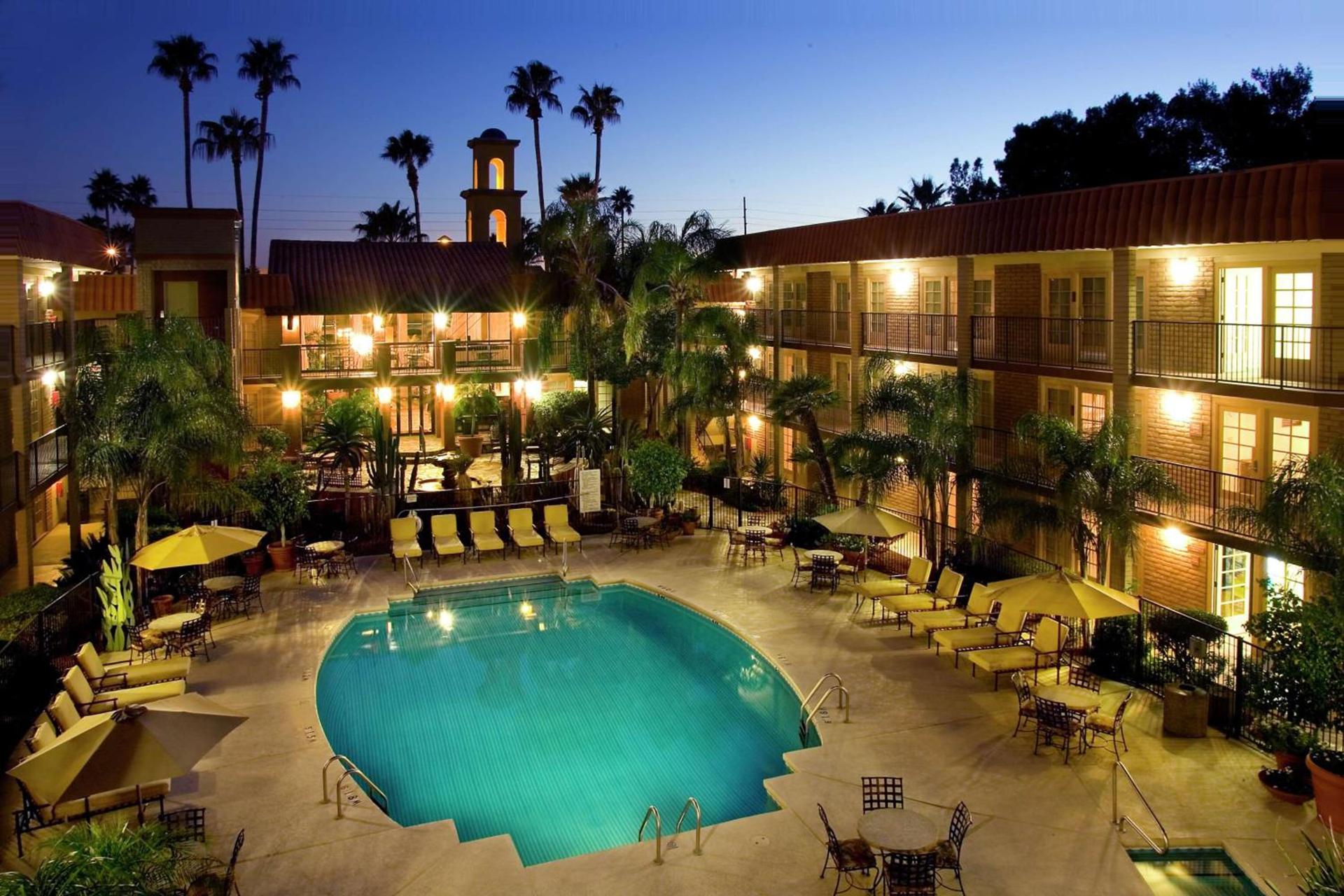 DoubleTree Suites by Hilton Tucson-Williams Center photo 11