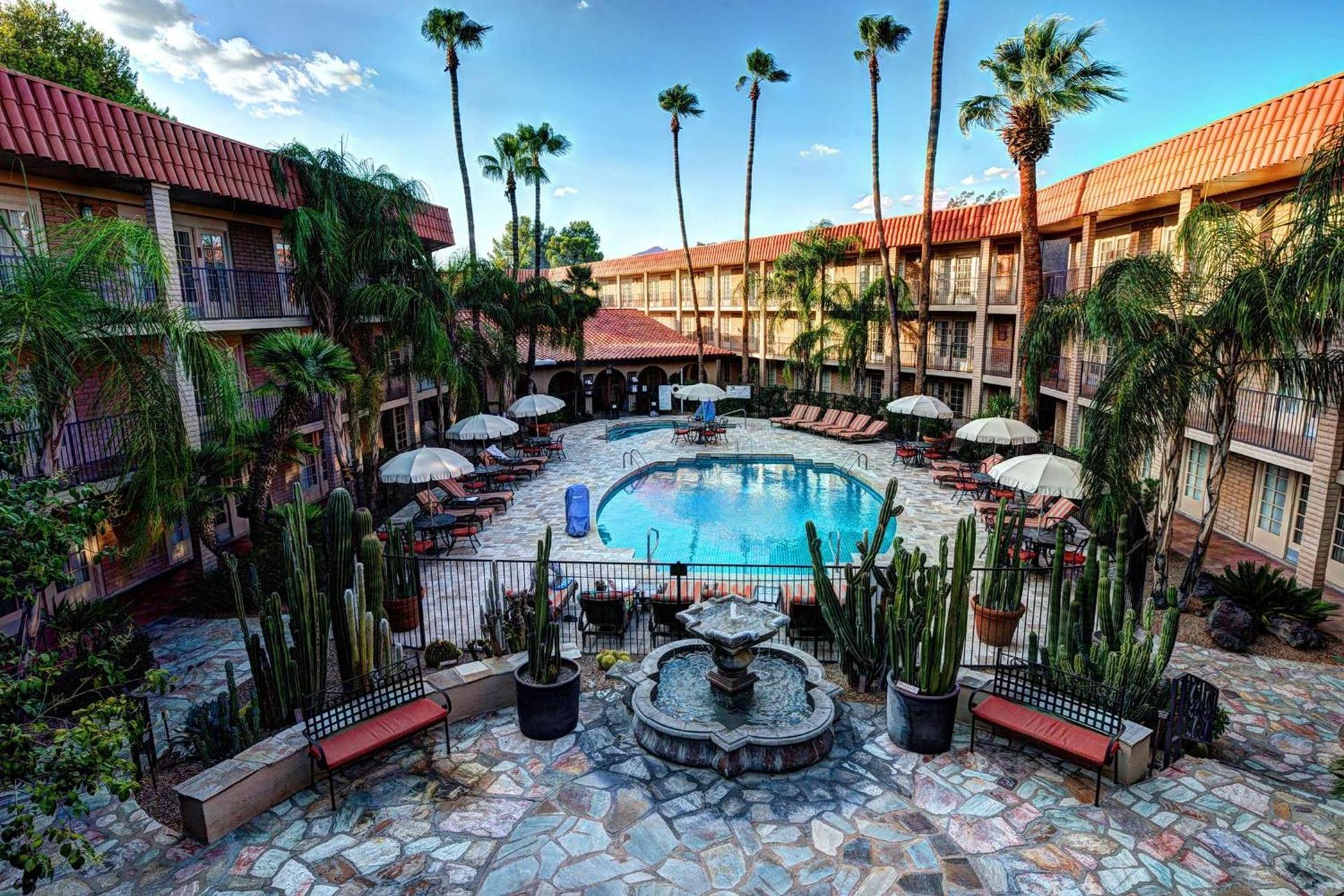 DoubleTree Suites by Hilton Tucson-Williams Center photo 12