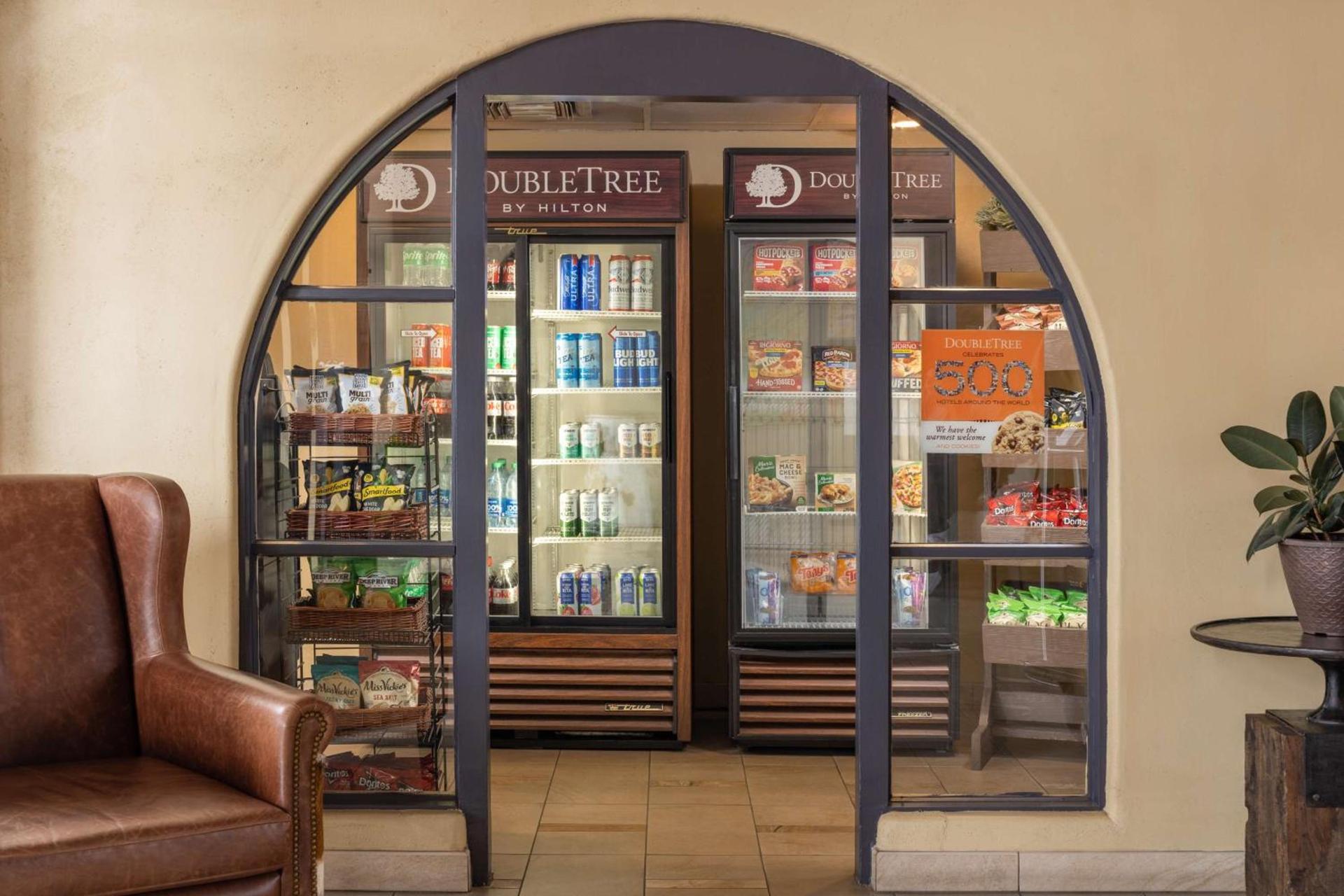 DoubleTree Suites by Hilton Tucson-Williams Center photo 23