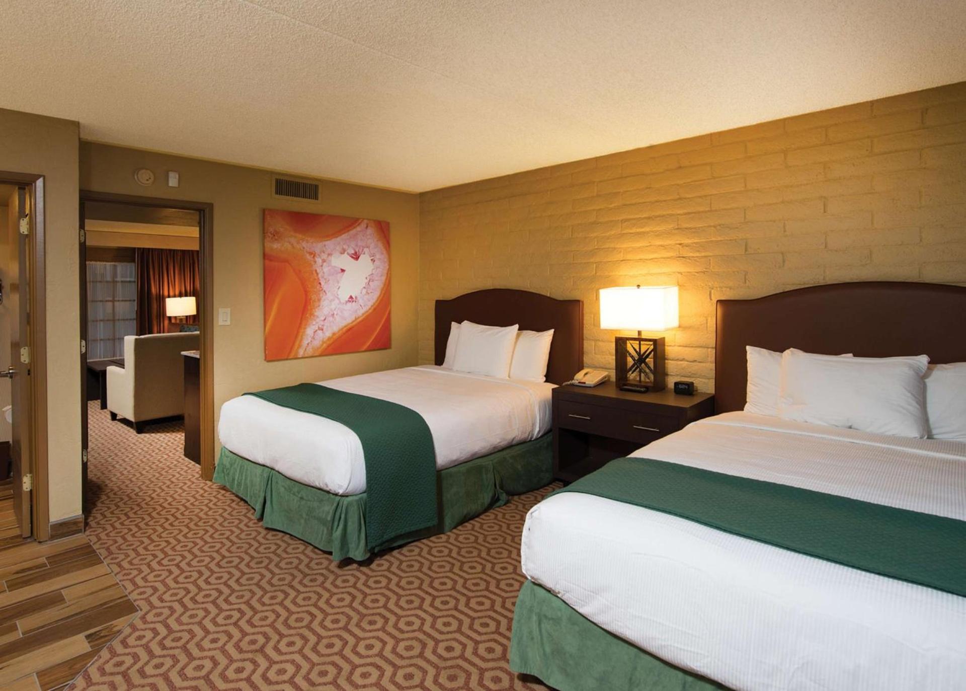 DoubleTree Suites by Hilton Tucson-Williams Center photo 29