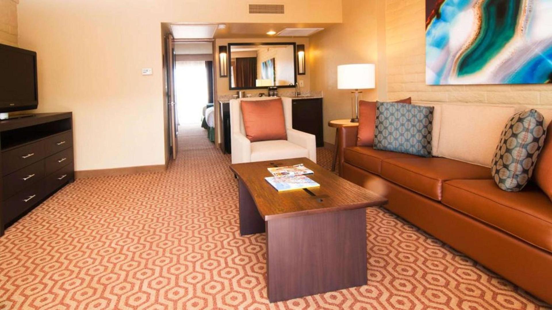 DoubleTree Suites by Hilton Tucson-Williams Center photo 55