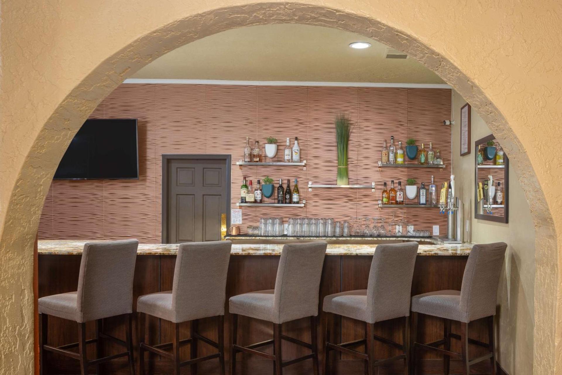DoubleTree Suites by Hilton Tucson-Williams Center photo 54