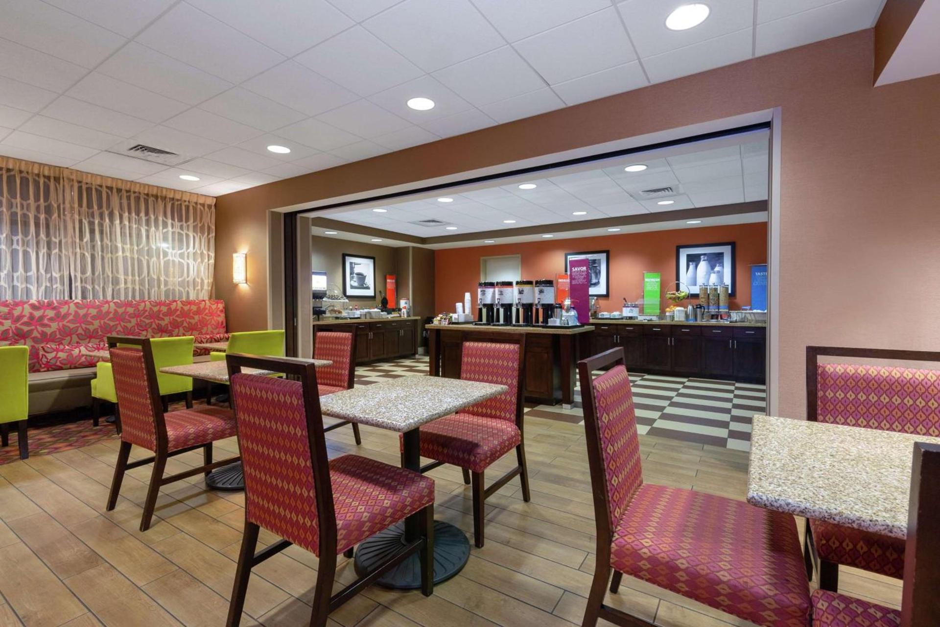 Hampton Inn Texarkana photo 6
