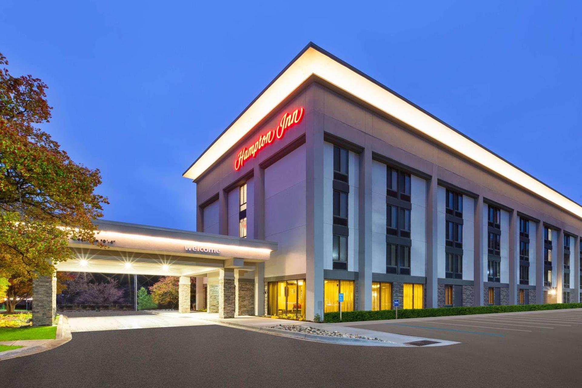 Hampton Inn Traverse City photo 4