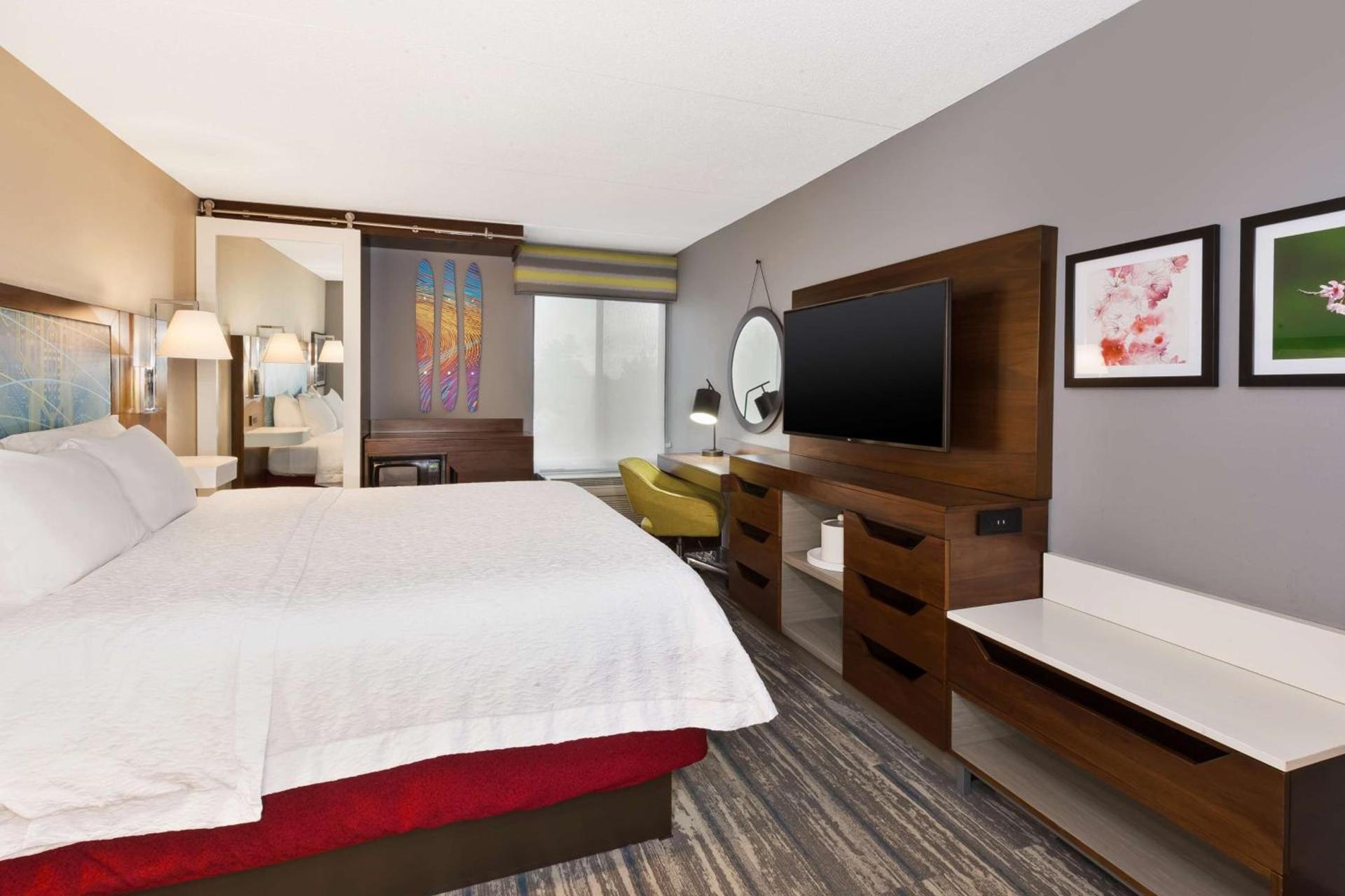 Hampton Inn Traverse City photo 18
