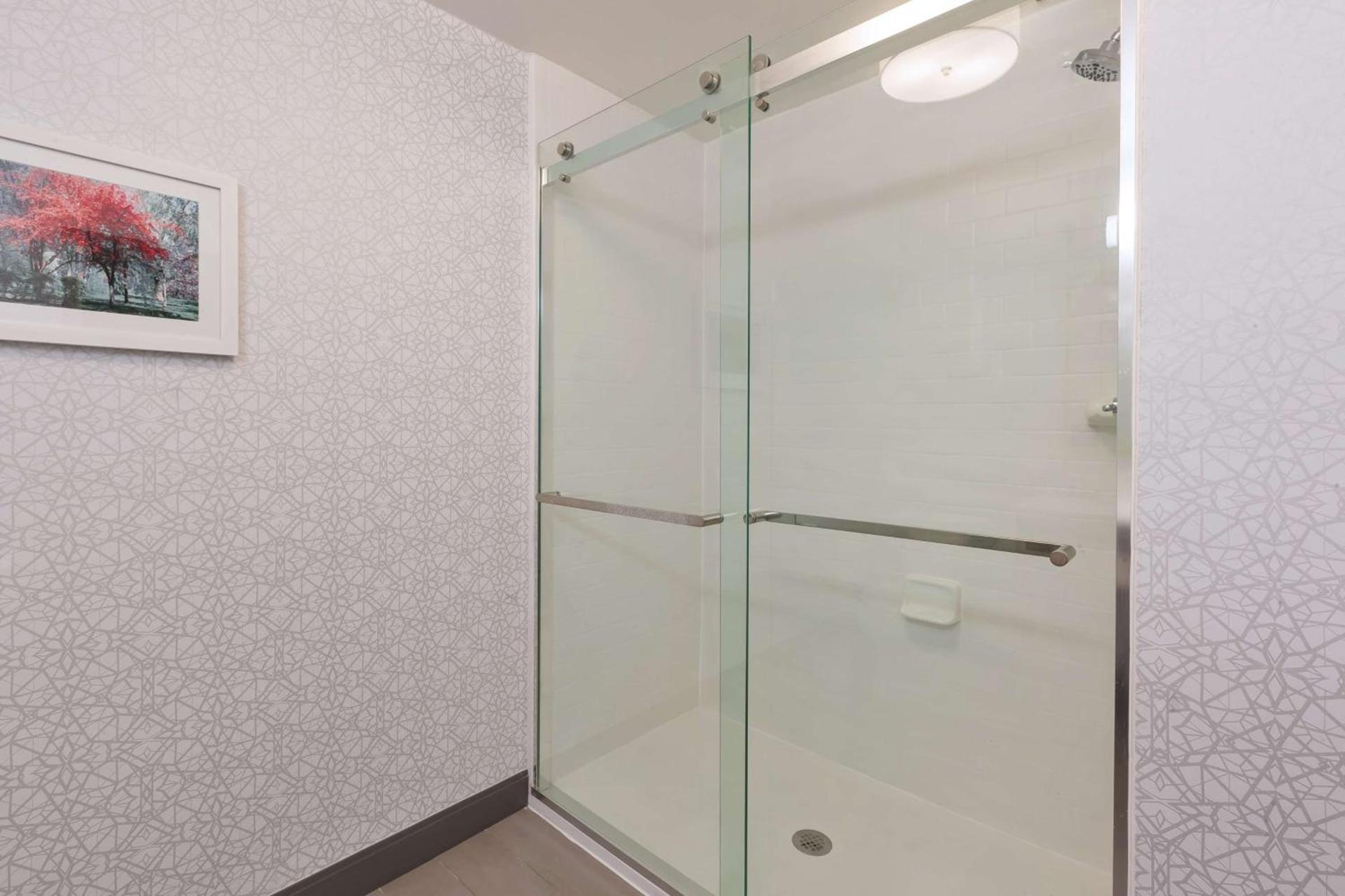 Hampton Inn Traverse City photo 29
