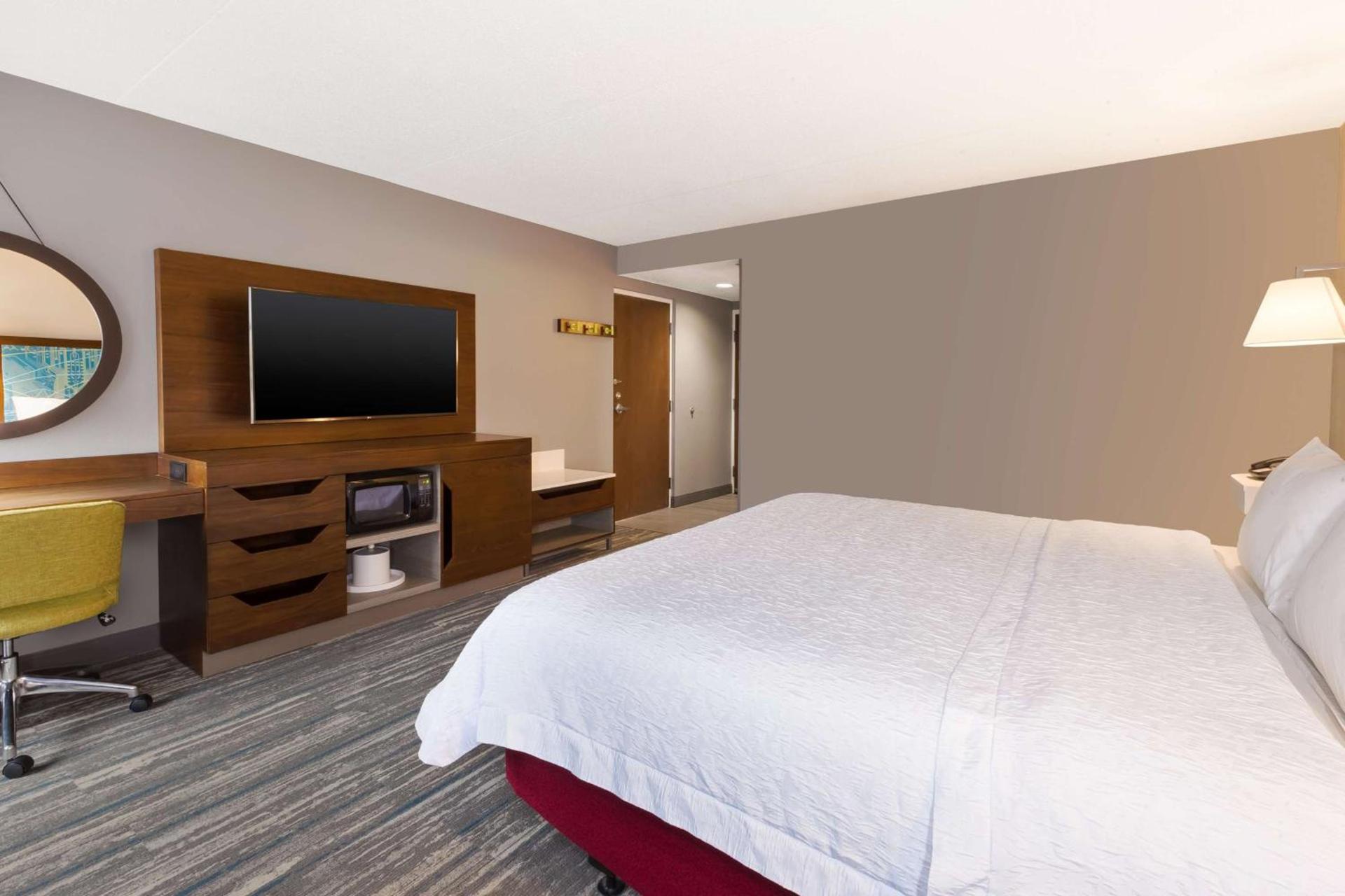 Hampton Inn Traverse City photo 37