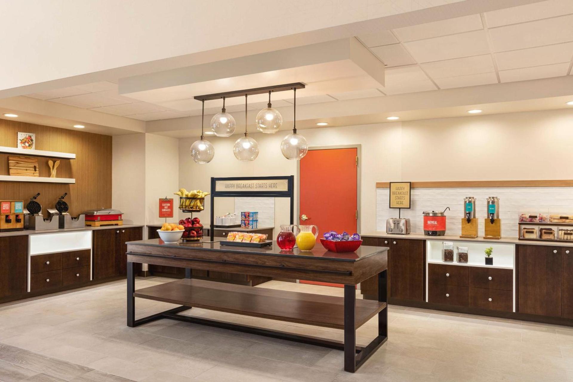 Hampton Inn & Suites Valparaiso photo 12