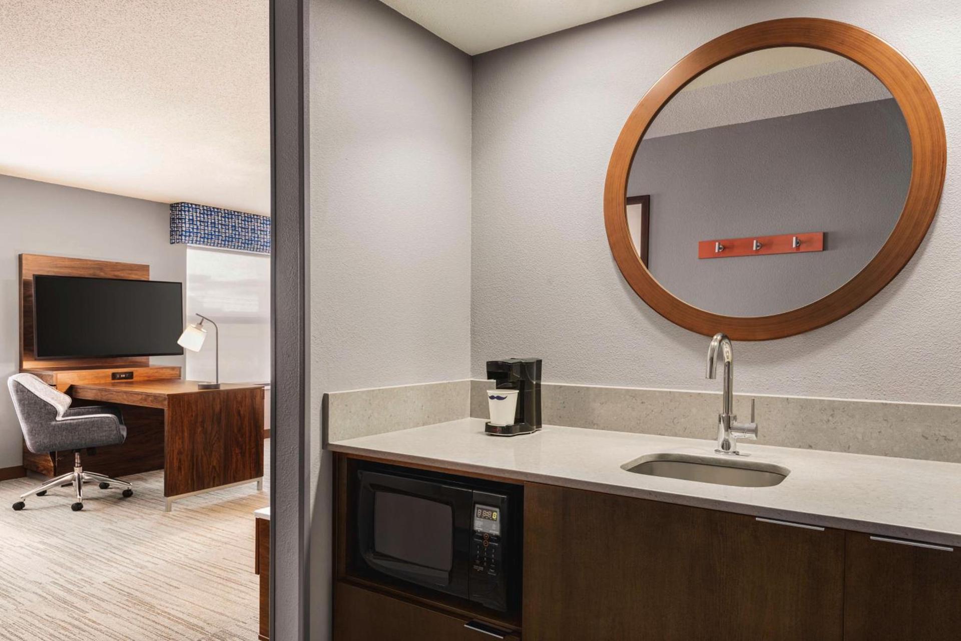 Hampton Inn & Suites Valparaiso photo 18