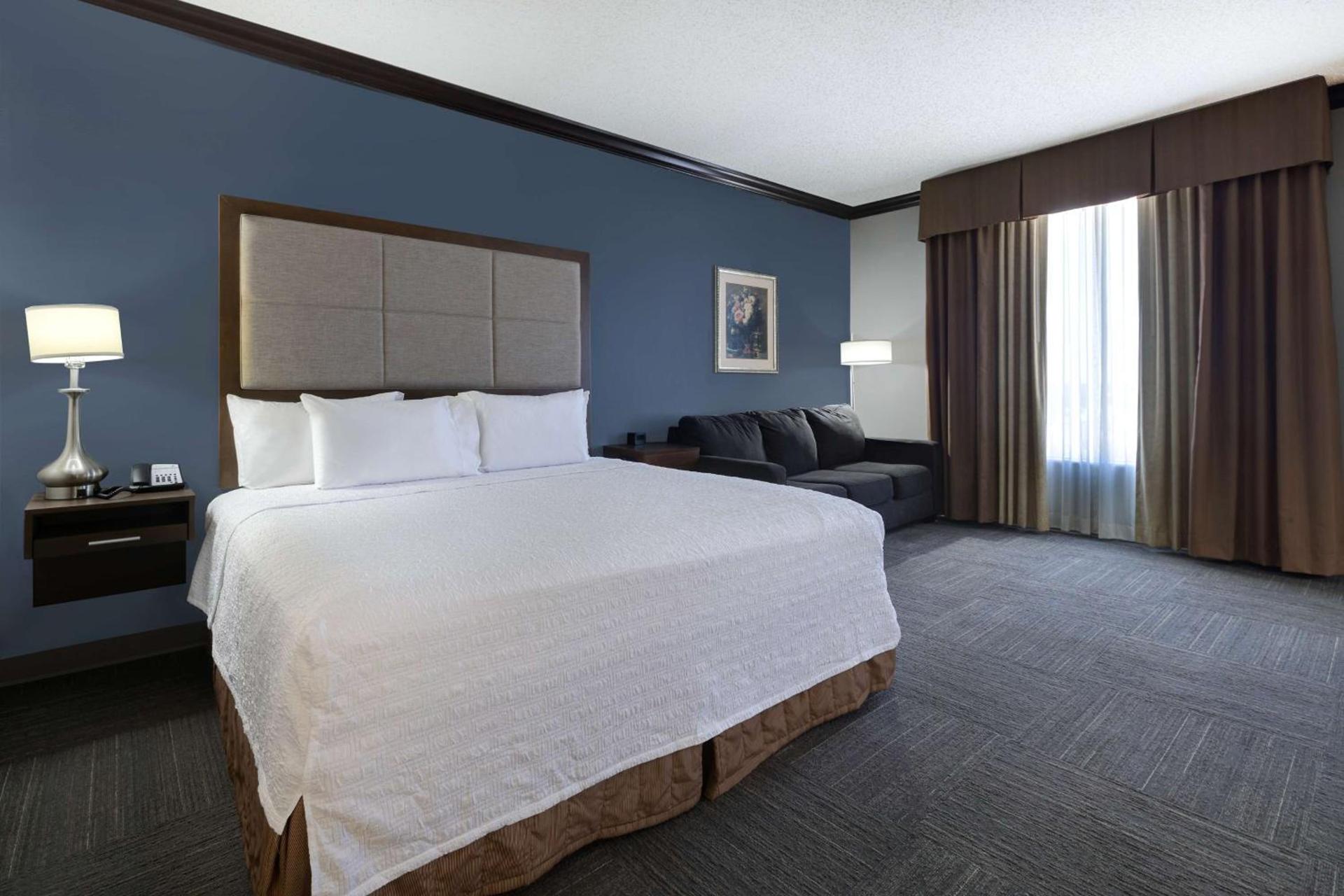 Hampton Inn Victoria photo 22