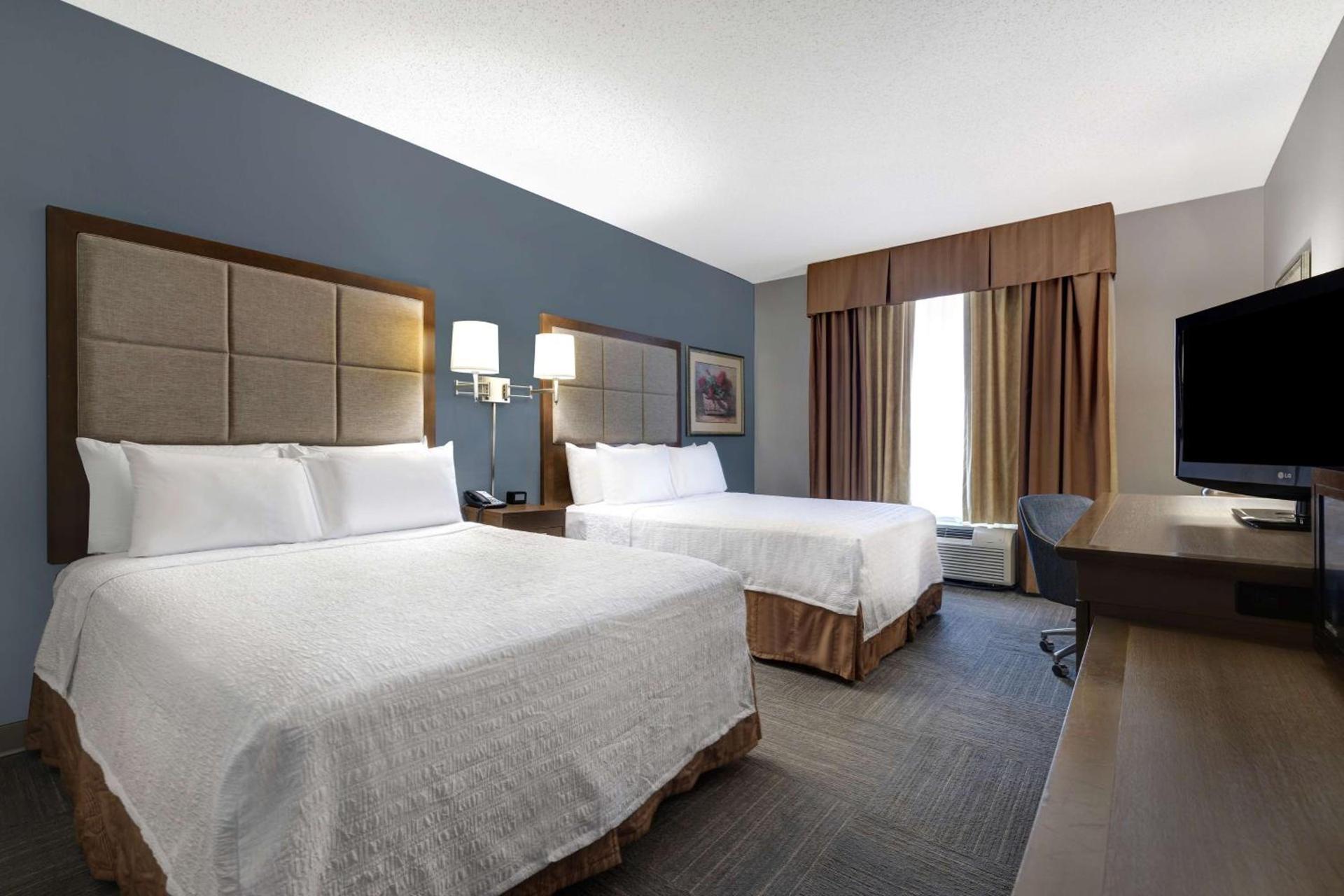 Hampton Inn Victoria photo 41