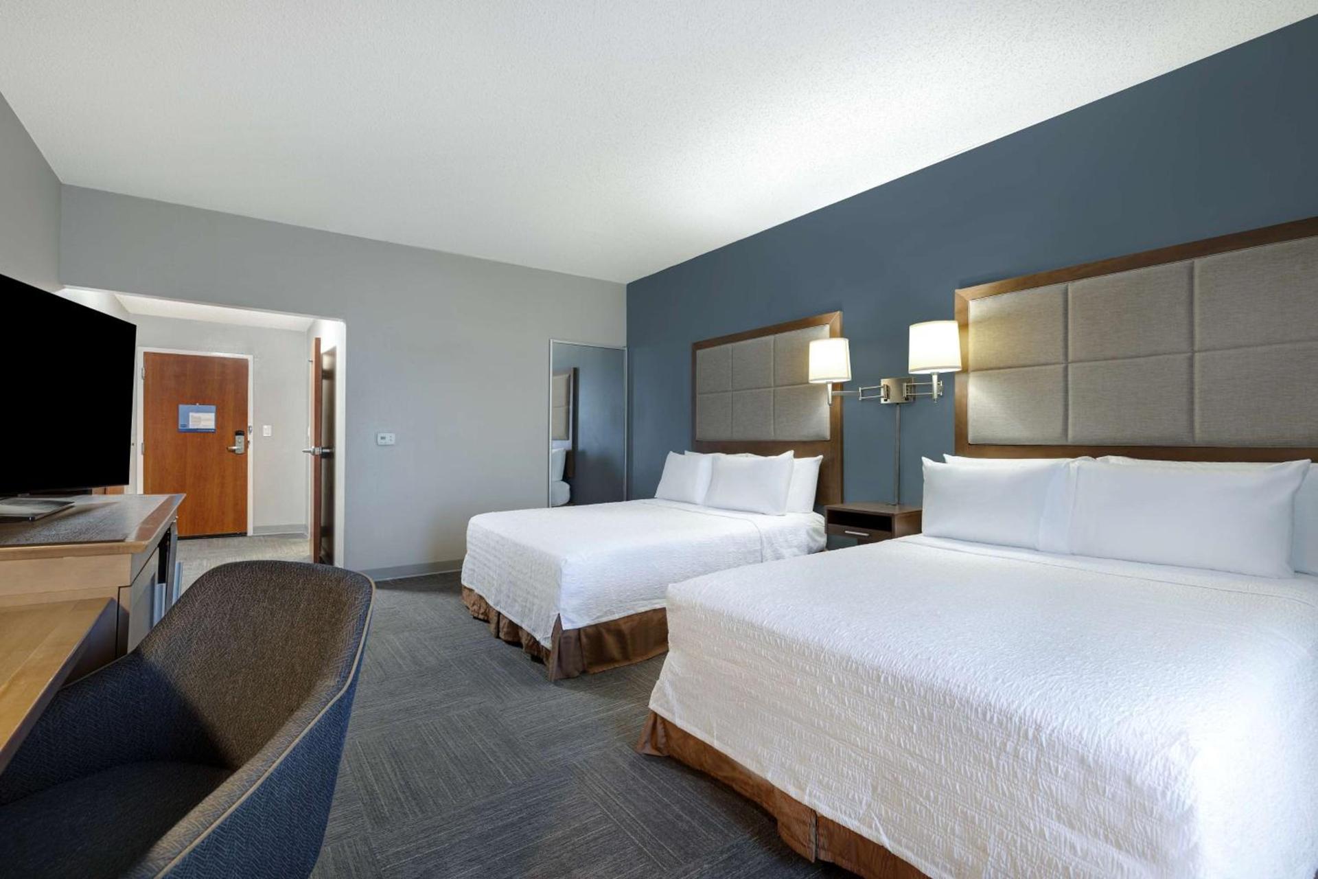 Hampton Inn Victoria photo 42