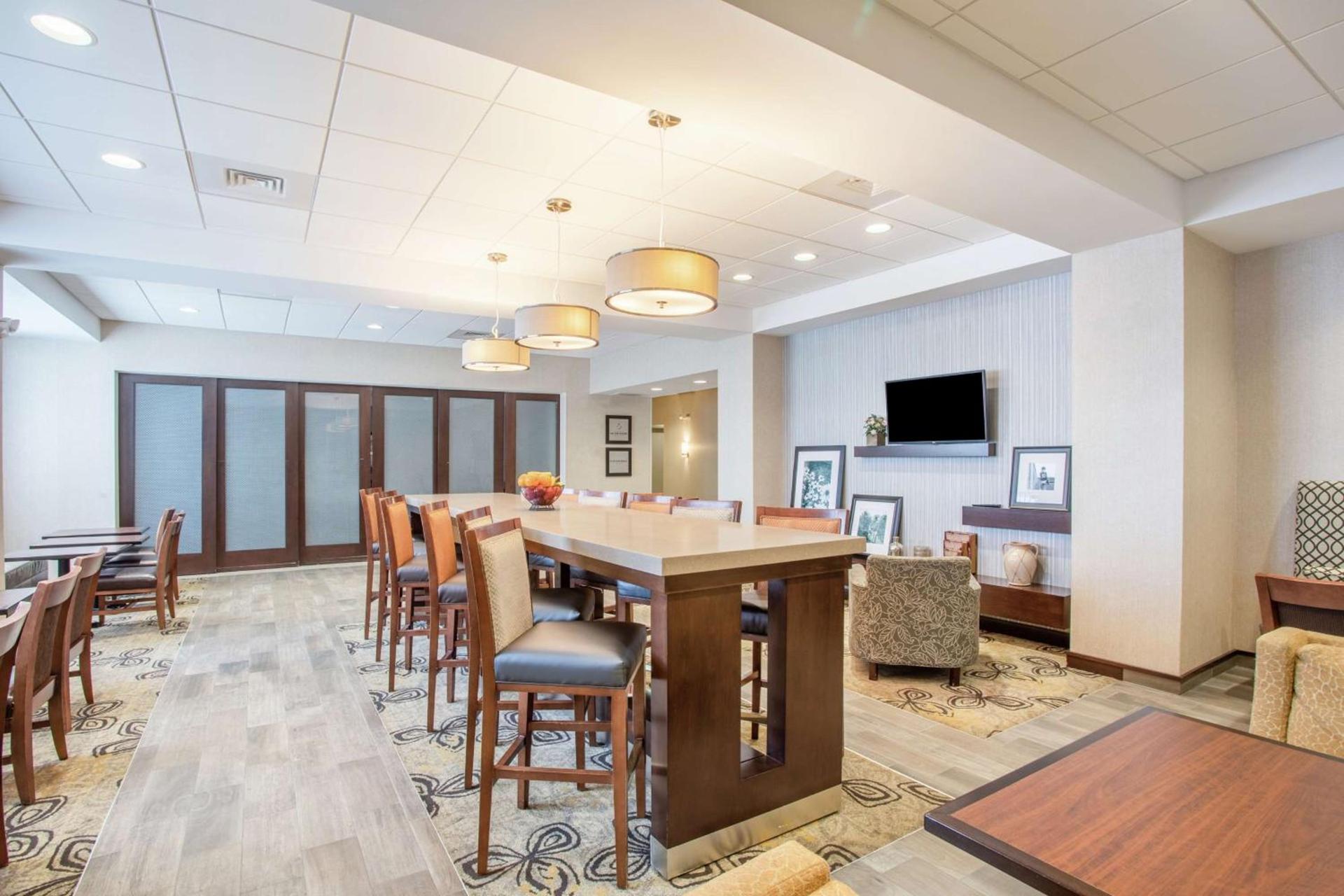 Hampton Inn Philadelphia/Voorhees photo 7
