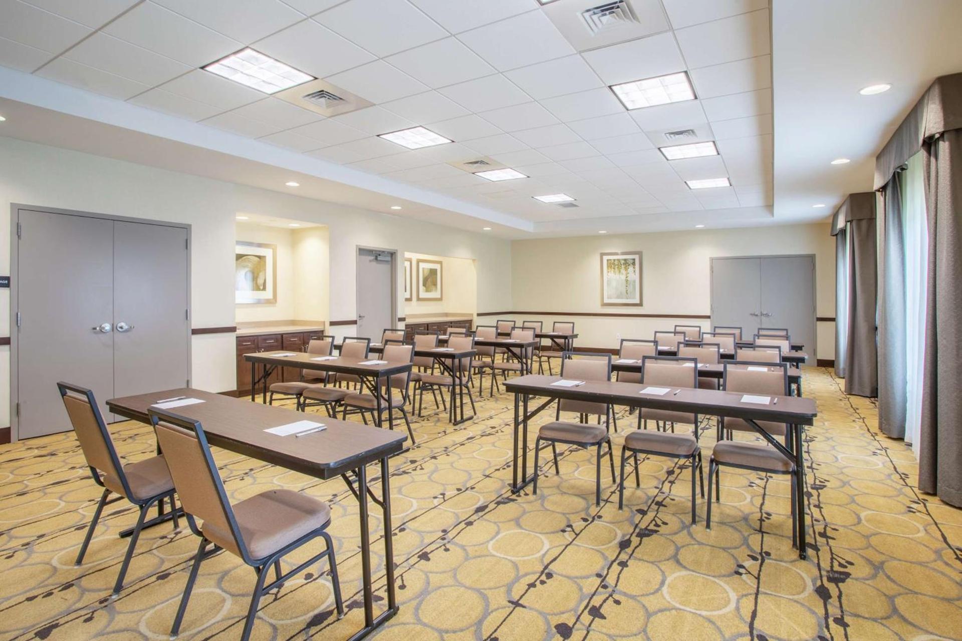 Hampton Inn Philadelphia/Voorhees photo 25