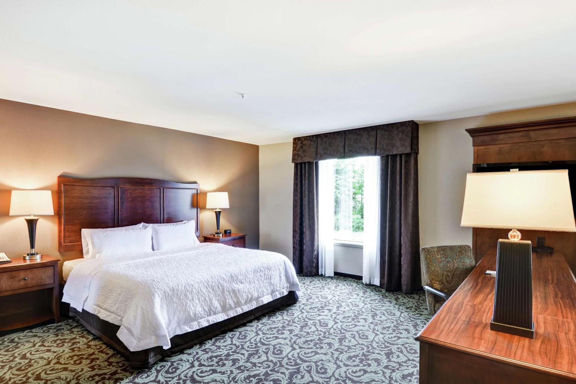 Hampton Inn and Suites New Hartford/Utica photo 31