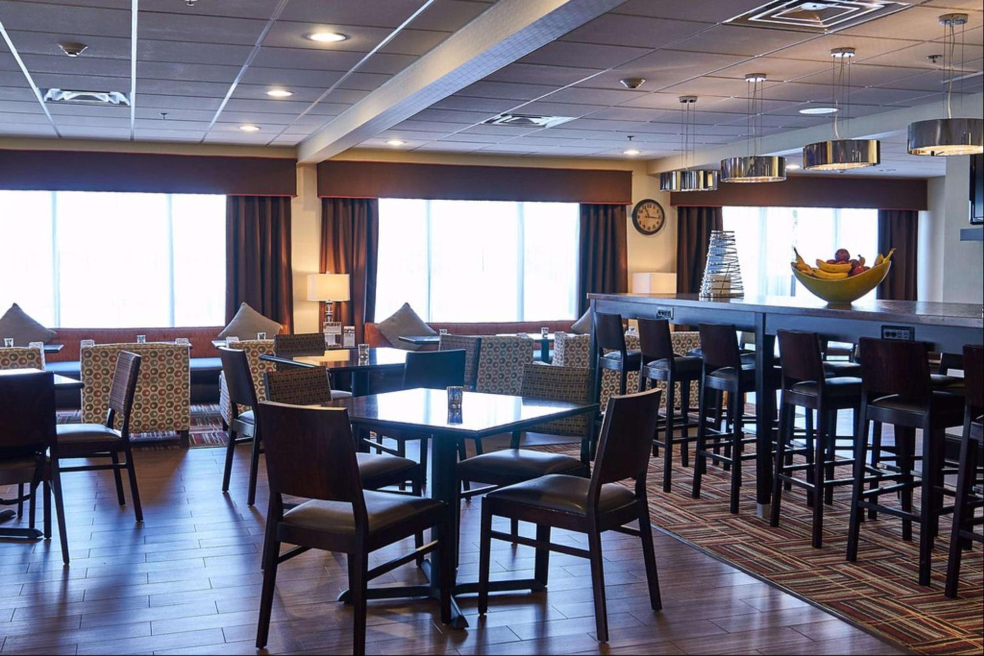 Hampton Inn Uniontown photo 8