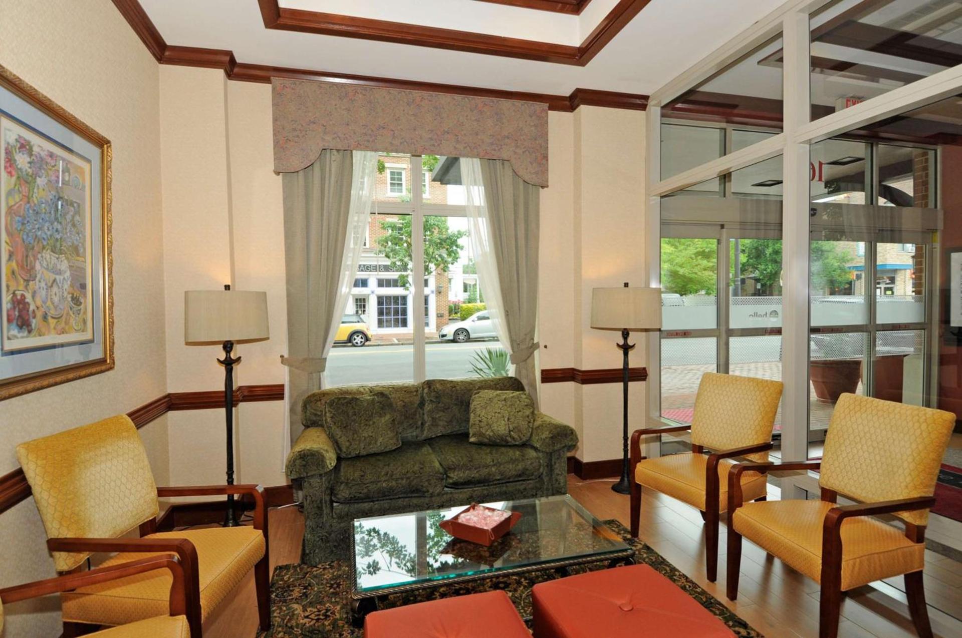 Hampton Inn Alexandria/Old Town photo 5