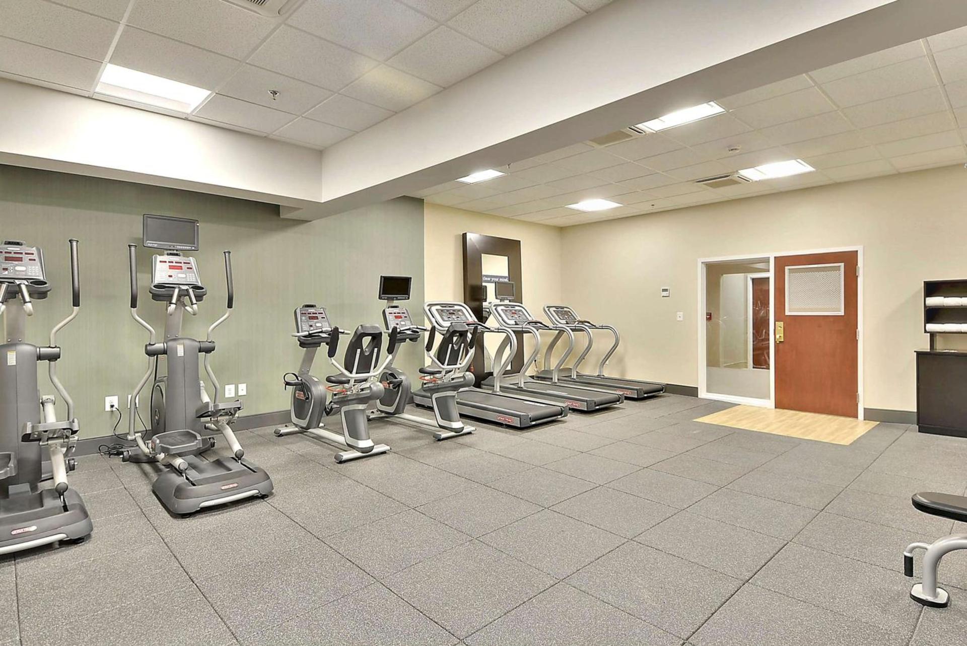 Hampton Inn Alexandria/Old Town photo 15