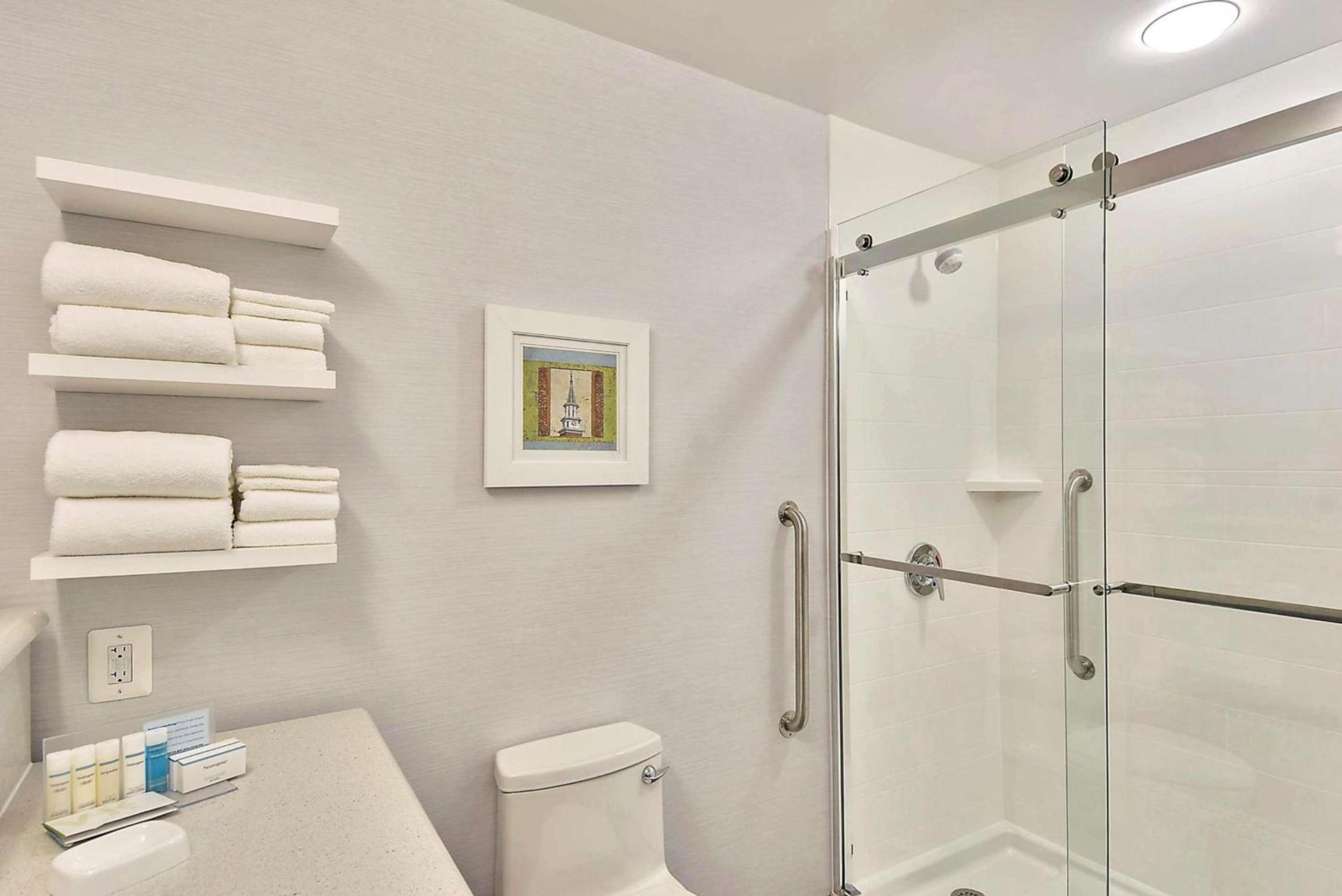 Hampton Inn Alexandria/Old Town photo 19