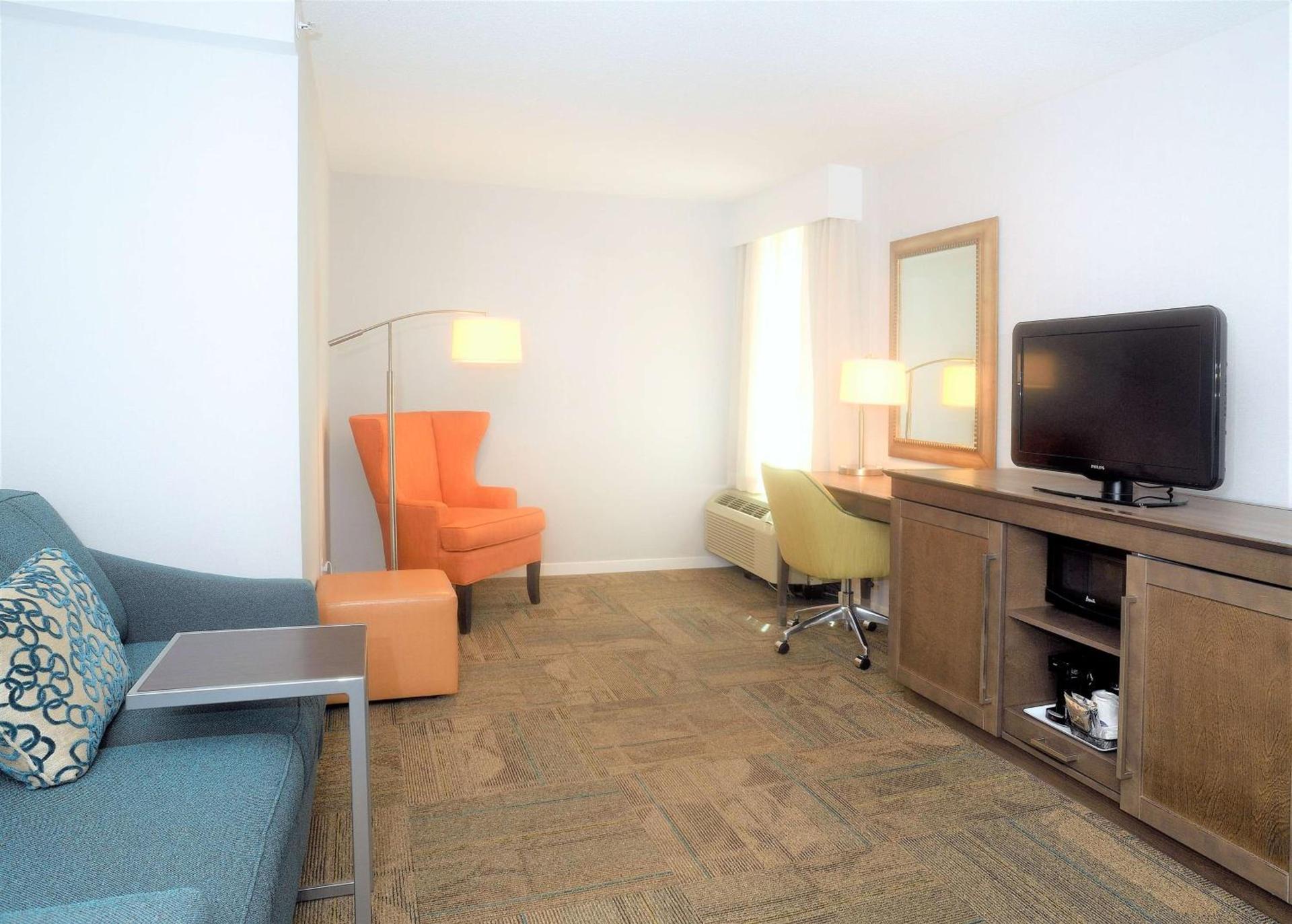 Hampton Inn Alexandria/Old Town photo 21