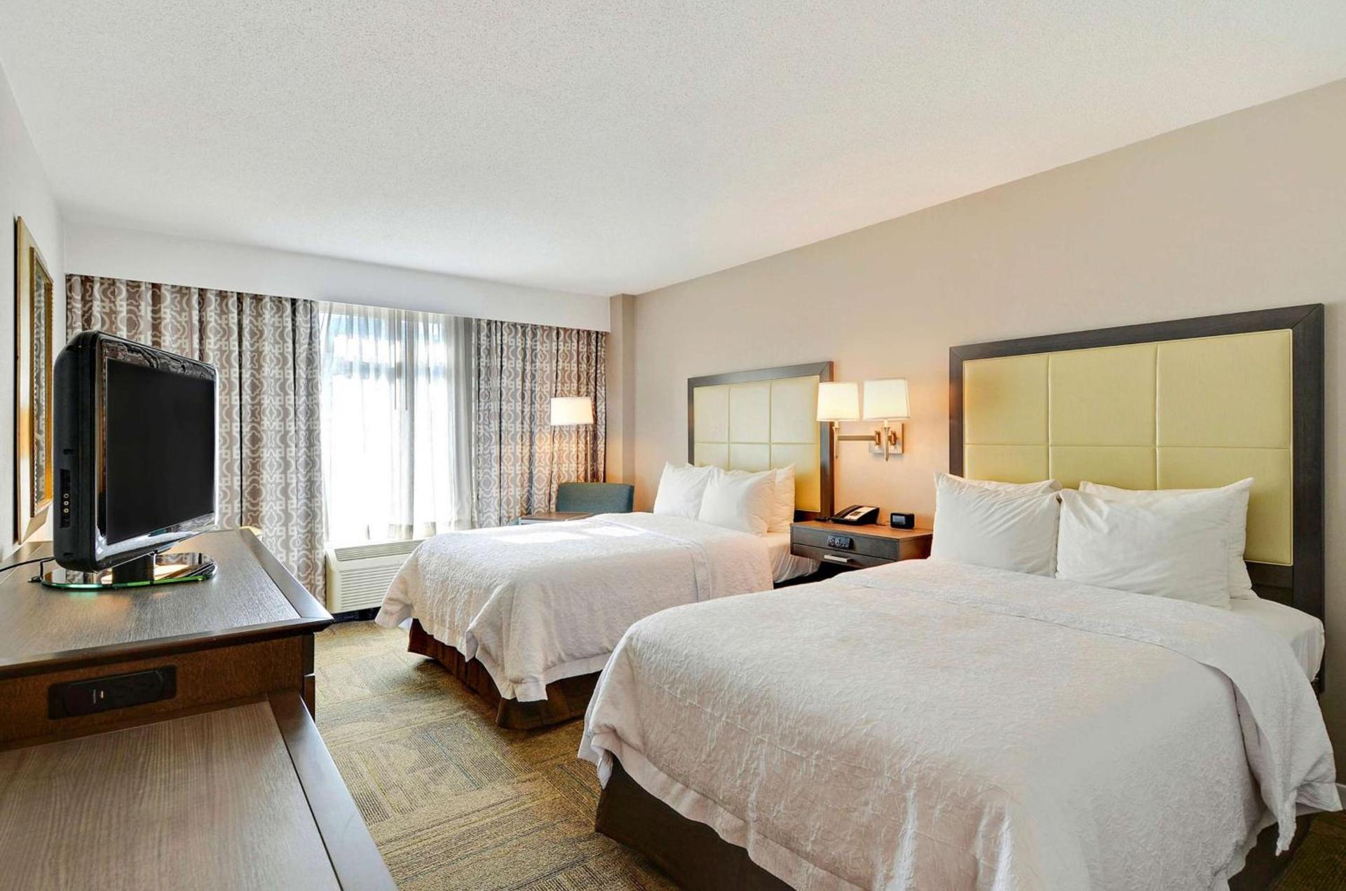 Hampton Inn Alexandria/Old Town photo 33