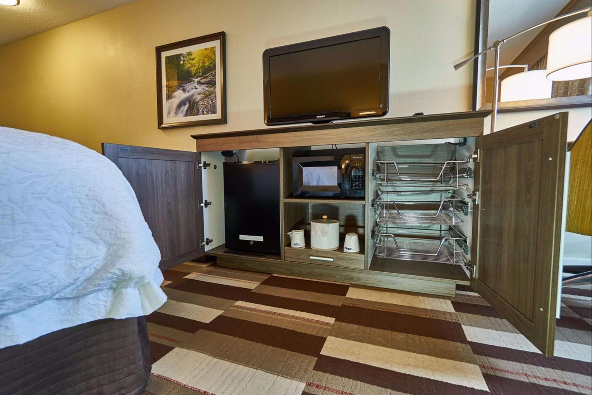 Hampton Inn Uniontown photo 56