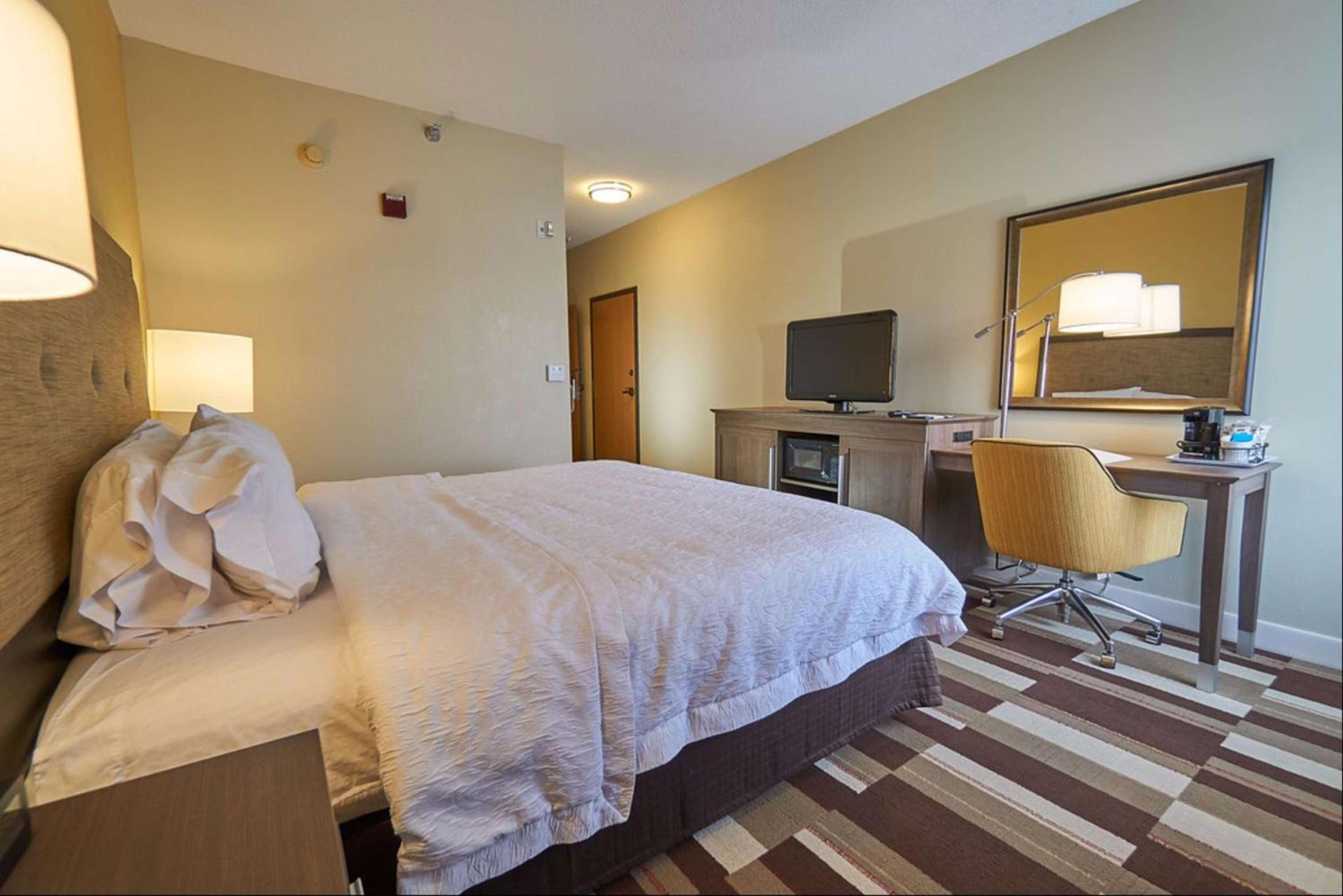 Hampton Inn Uniontown photo 51