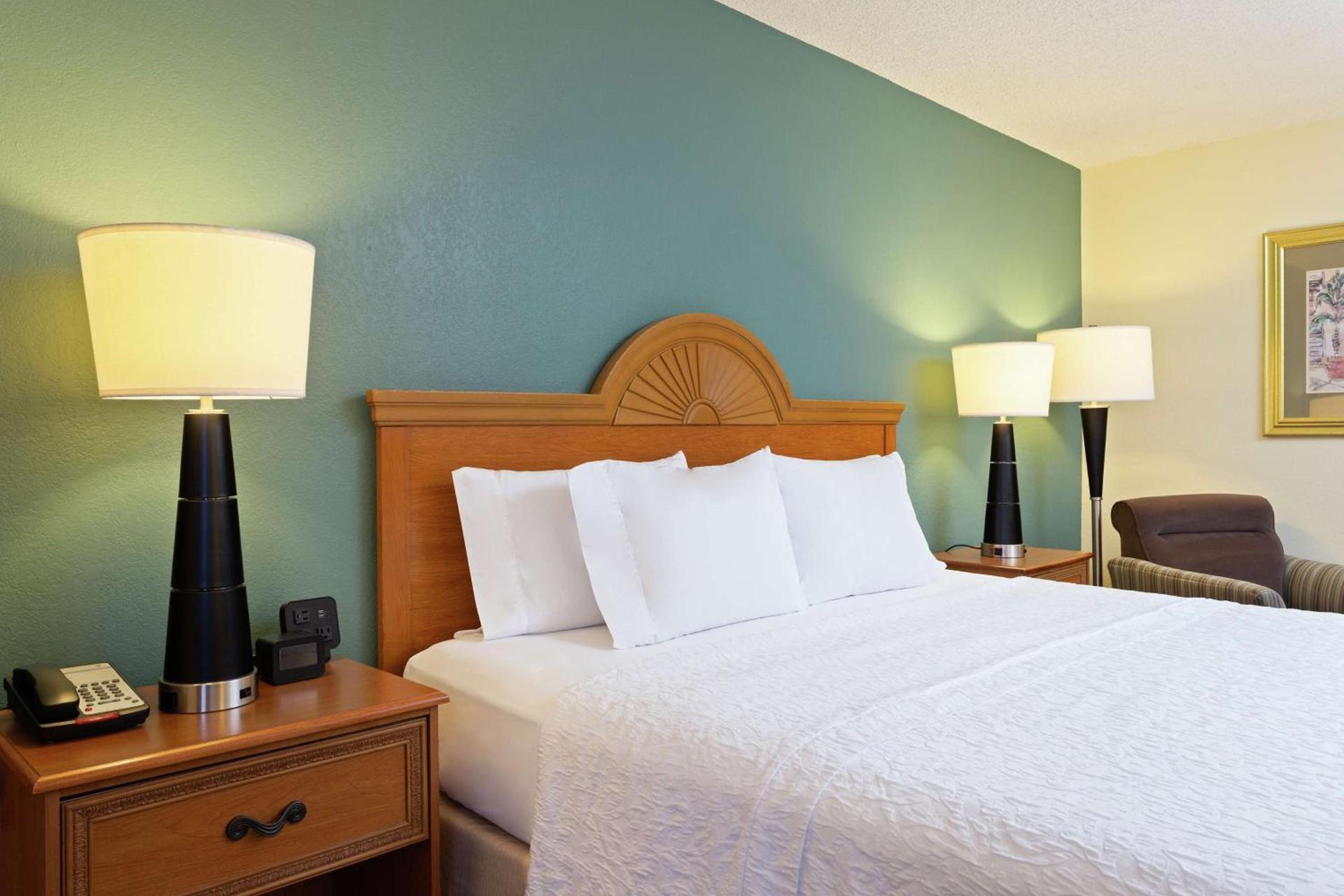 Hampton Inn & Suites Venice Bayside South Sarasota photo 13