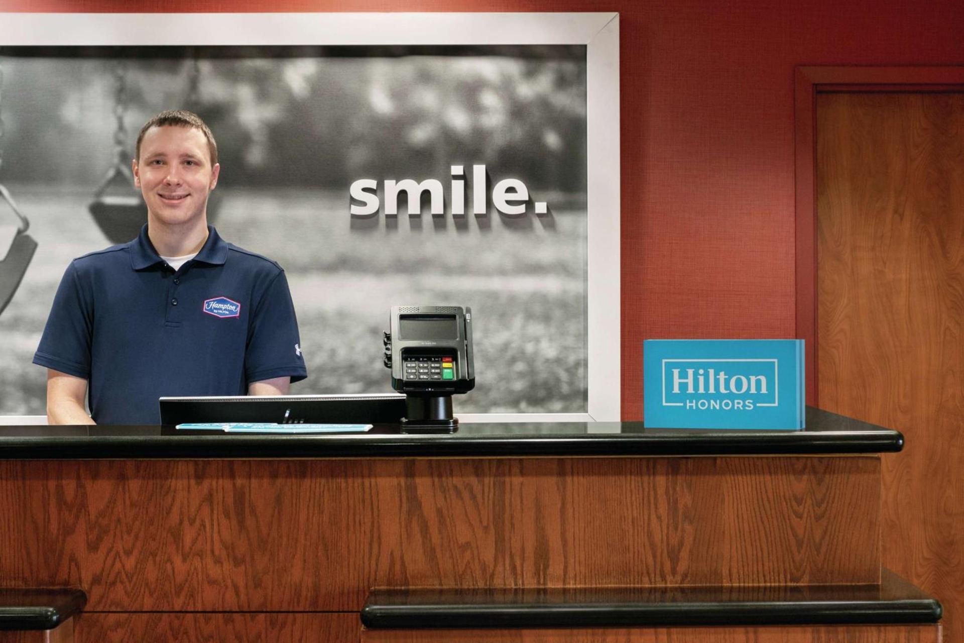 Hampton Inn & Suites Enid photo 6