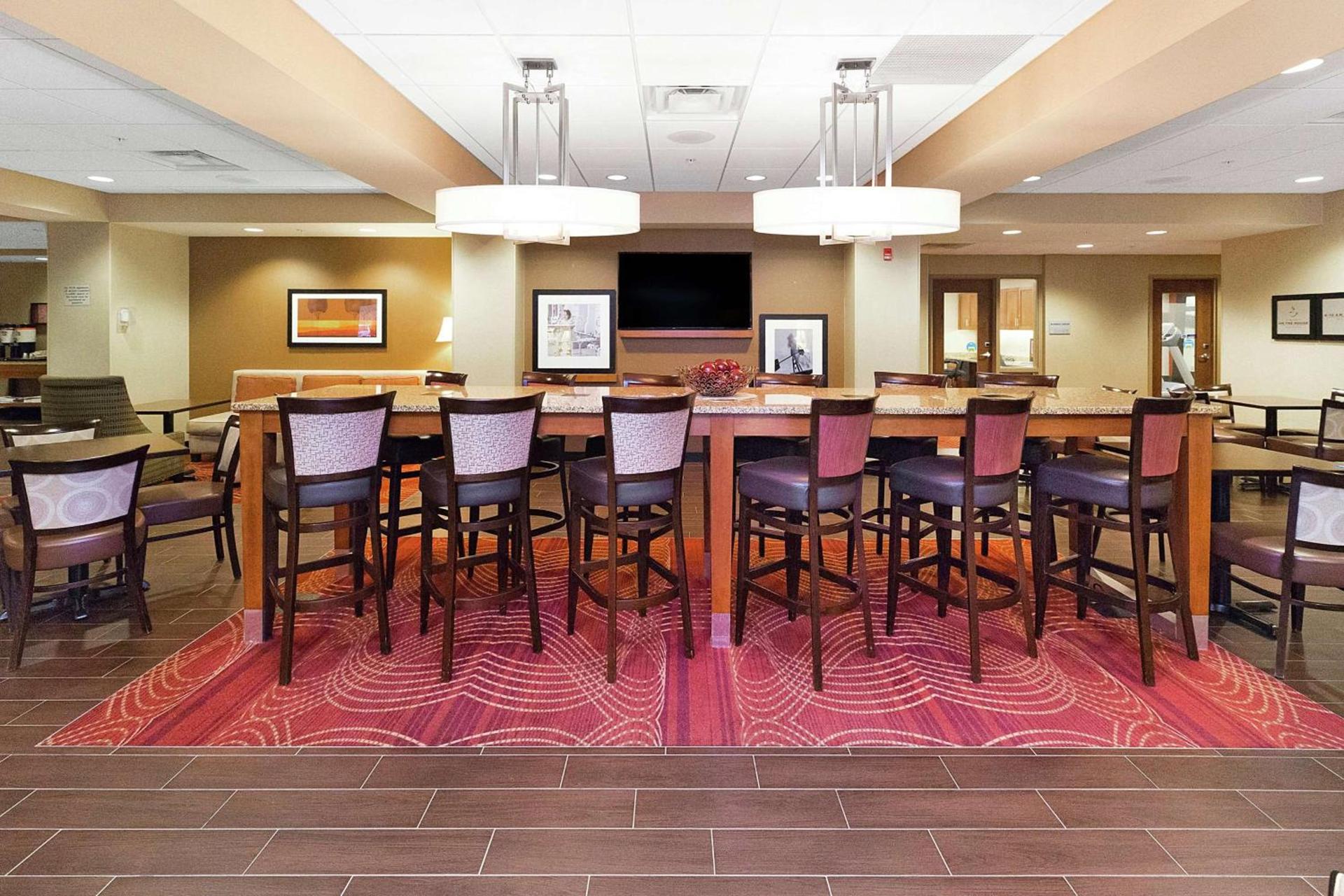 Hampton Inn Waynesburg photo 2