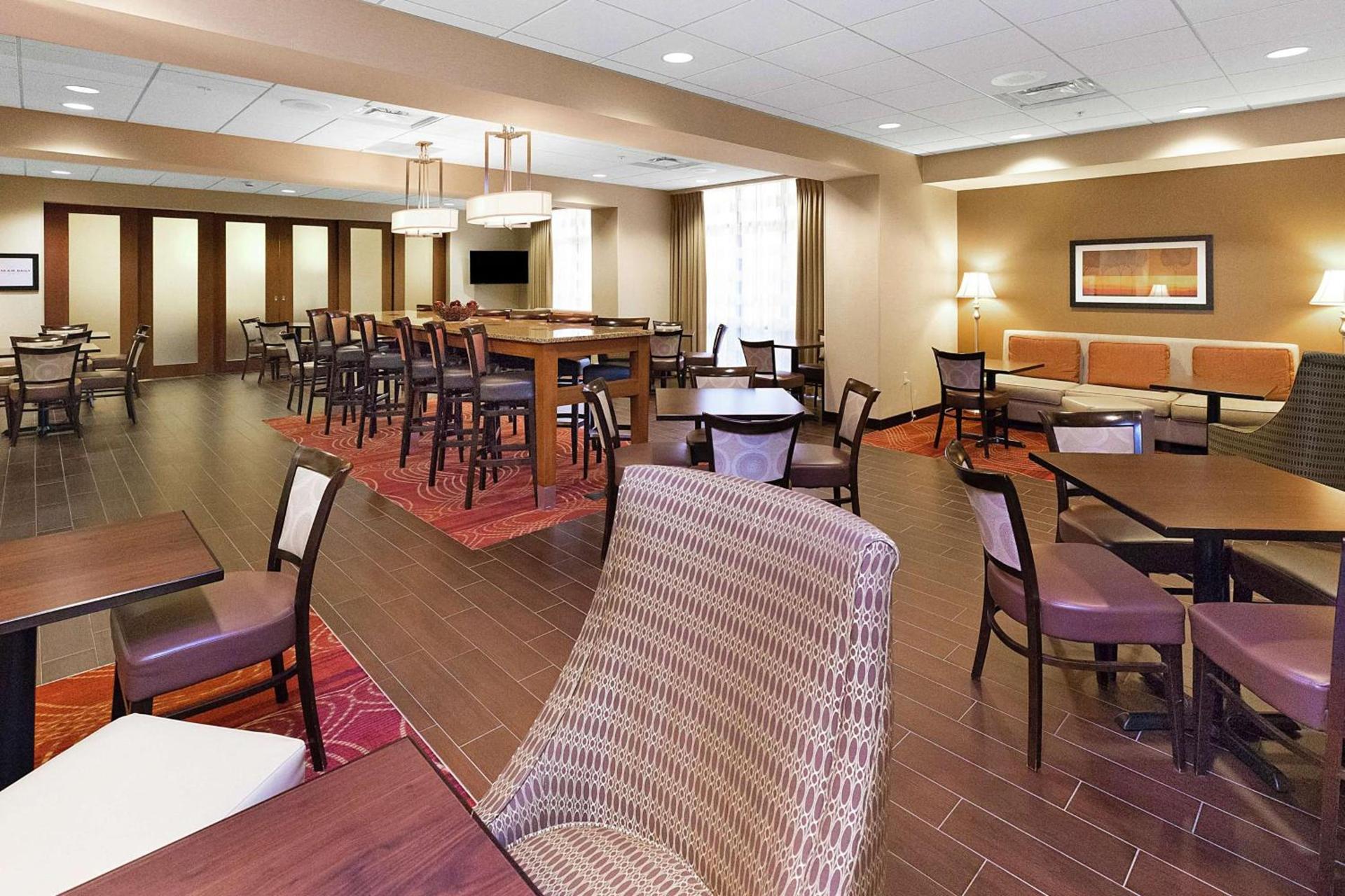 Hampton Inn Waynesburg photo 6