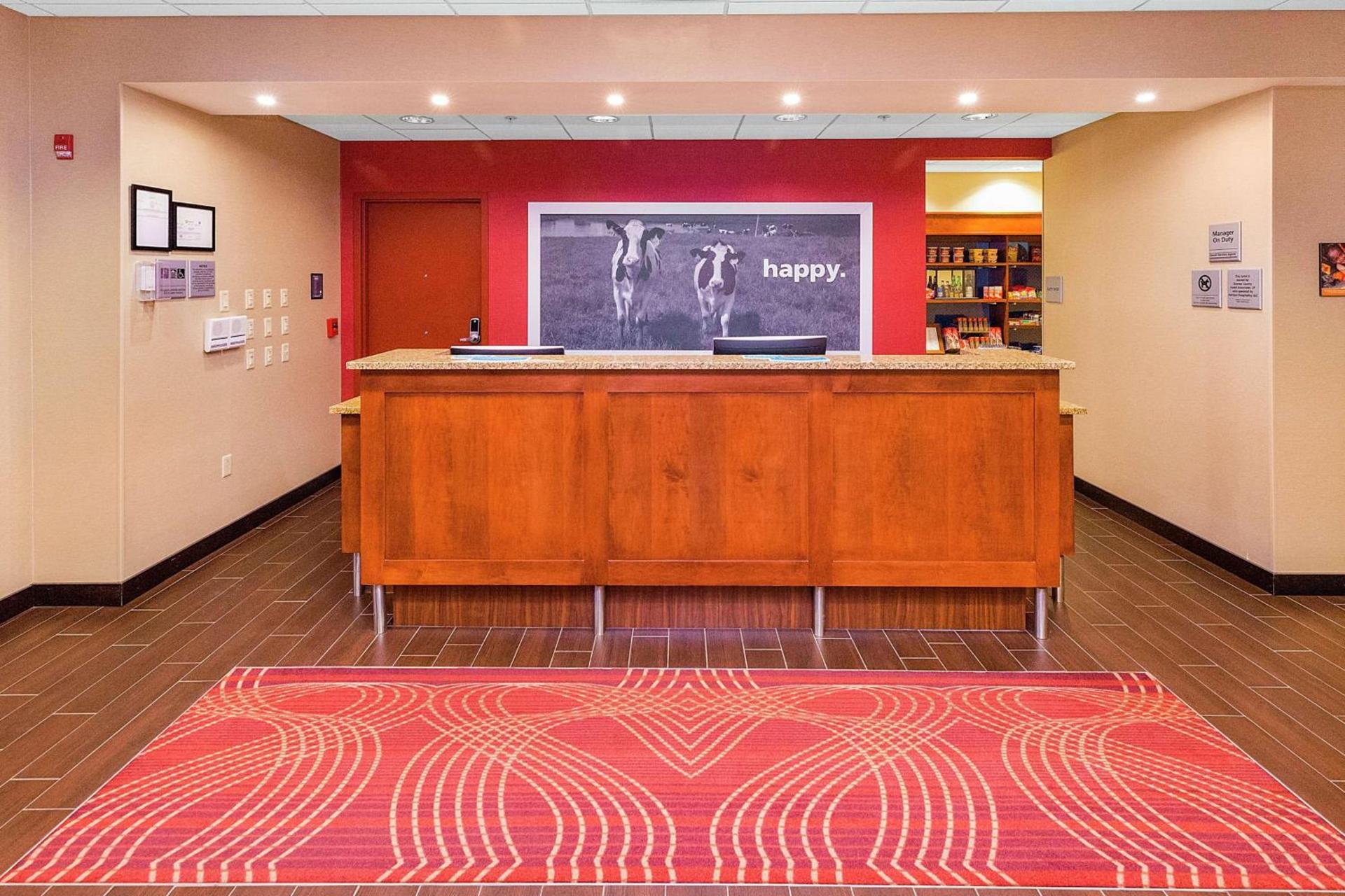 Hampton Inn Waynesburg photo 5