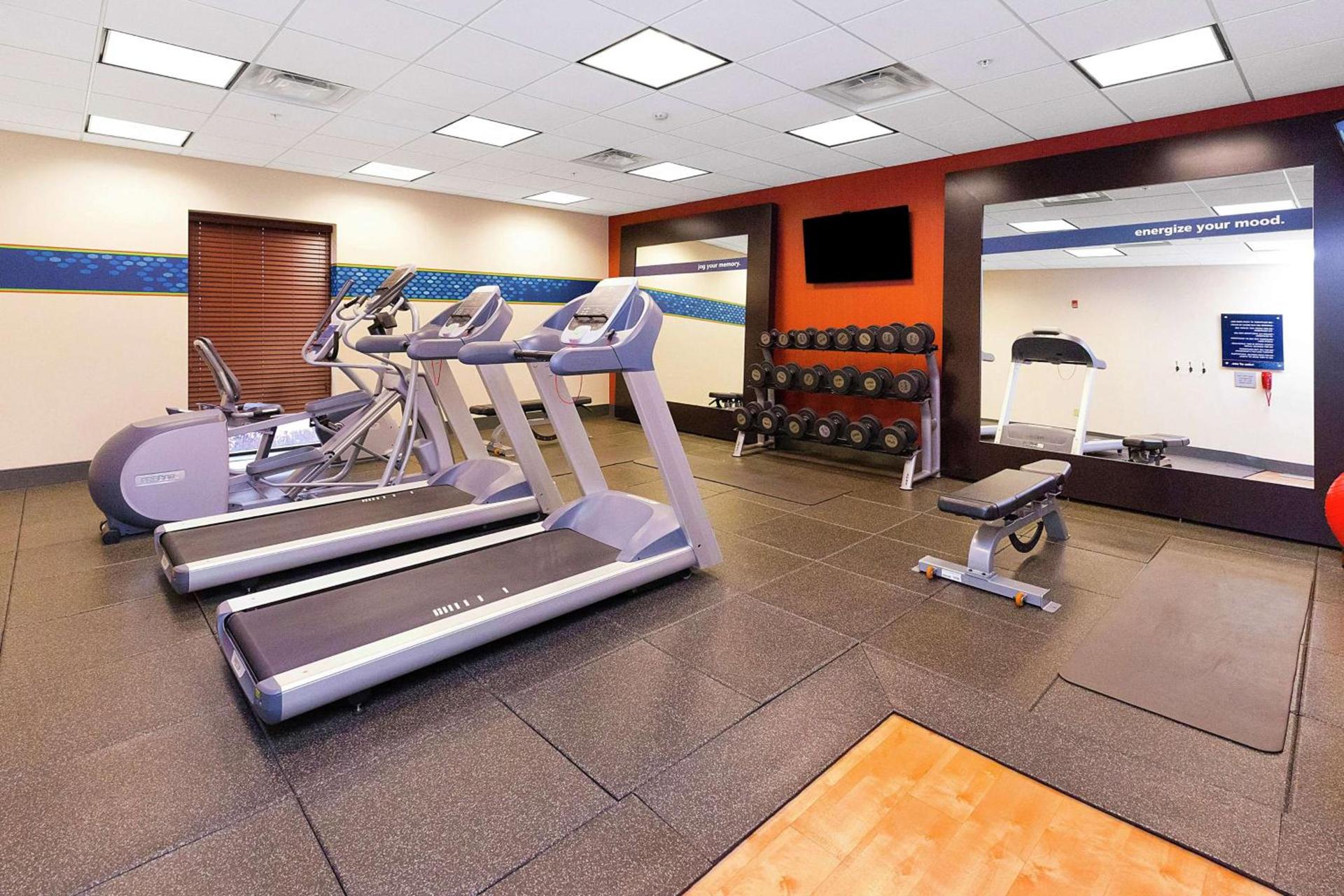 Hampton Inn Waynesburg photo 12