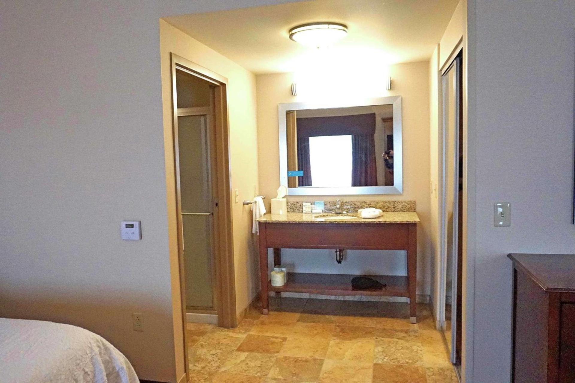 Hampton Inn Waynesburg photo 14