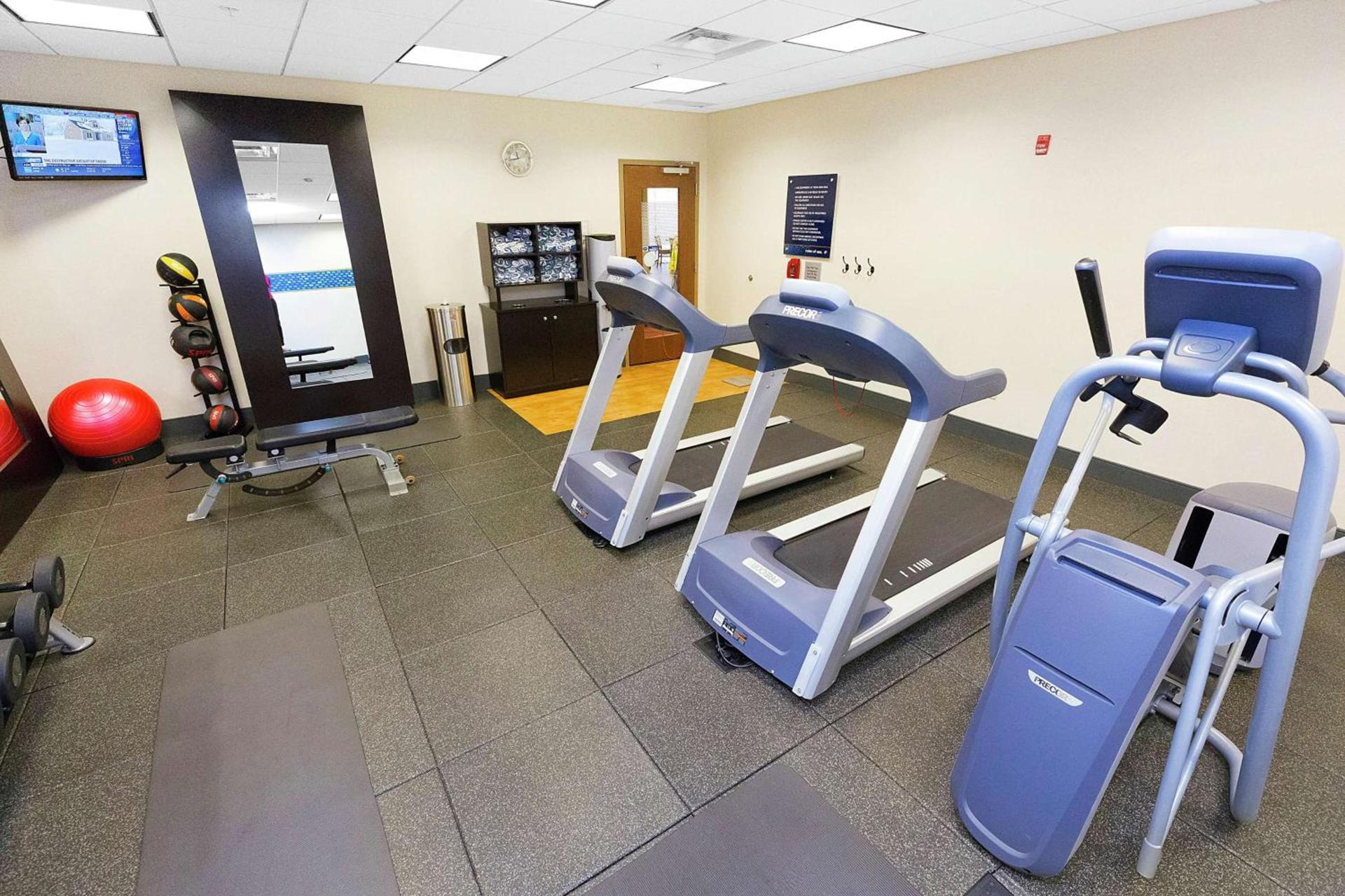 Hampton Inn Waynesburg photo 13