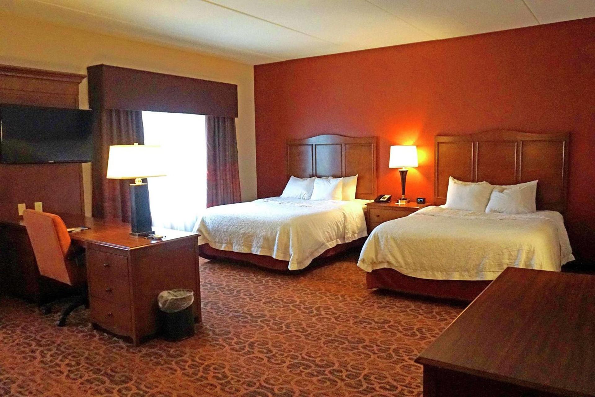 Hampton Inn Waynesburg photo 24
