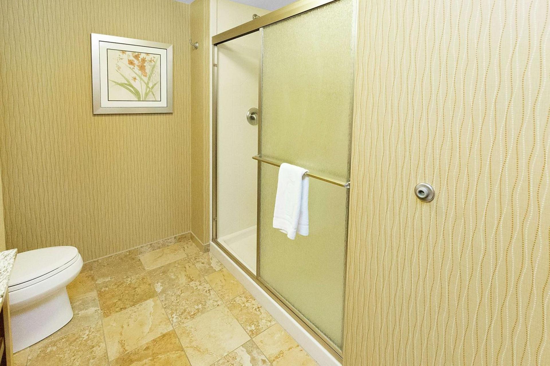 Hampton Inn Waynesburg photo 36