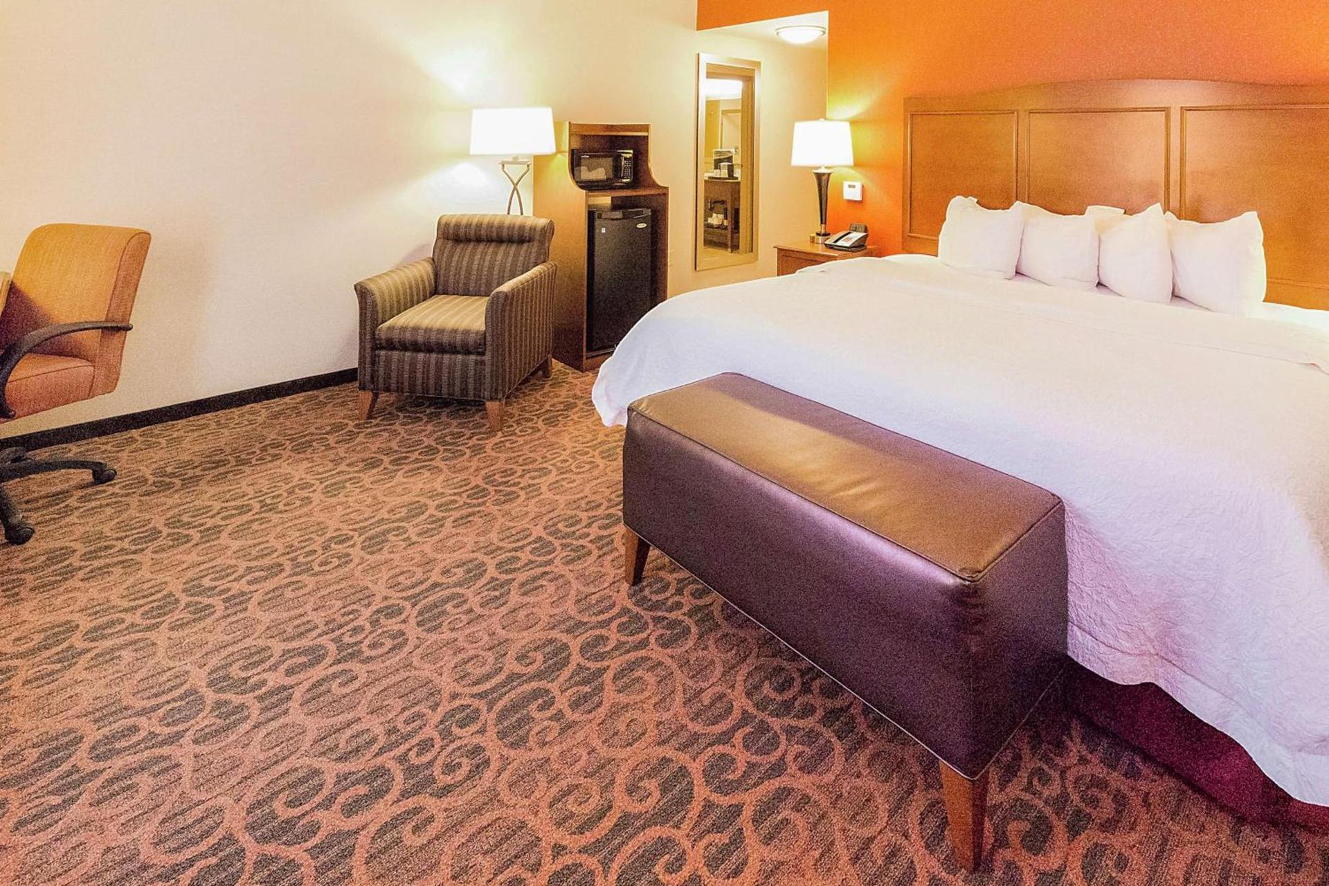 Hampton Inn Waynesburg photo 43