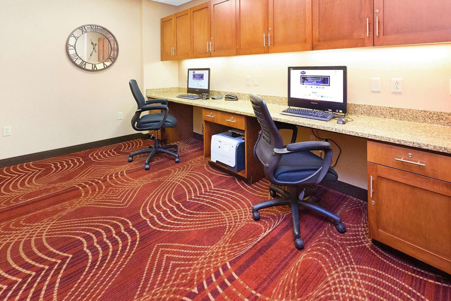 Hampton Inn Waynesburg photo 46