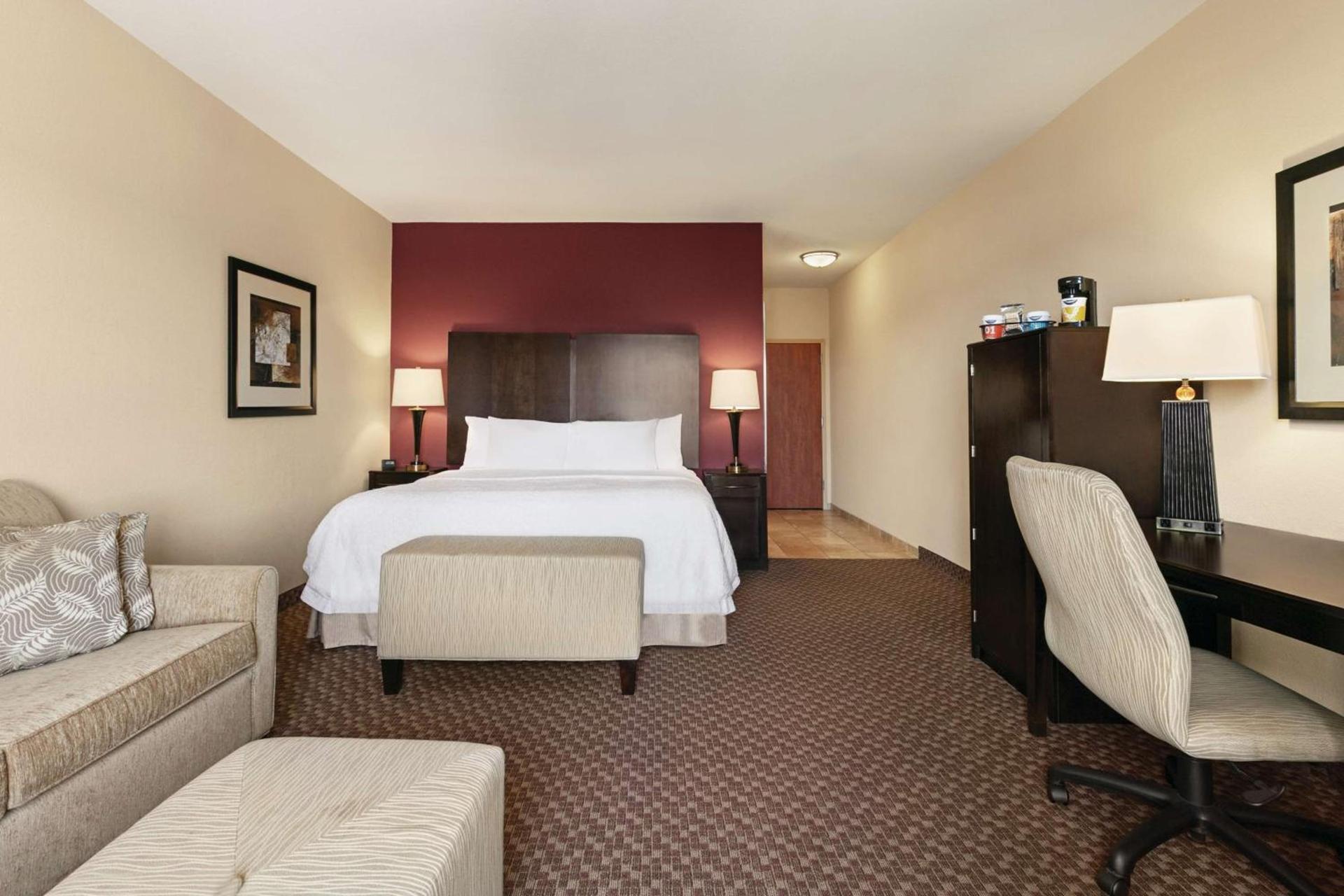 Hampton Inn & Suites Enid photo 20