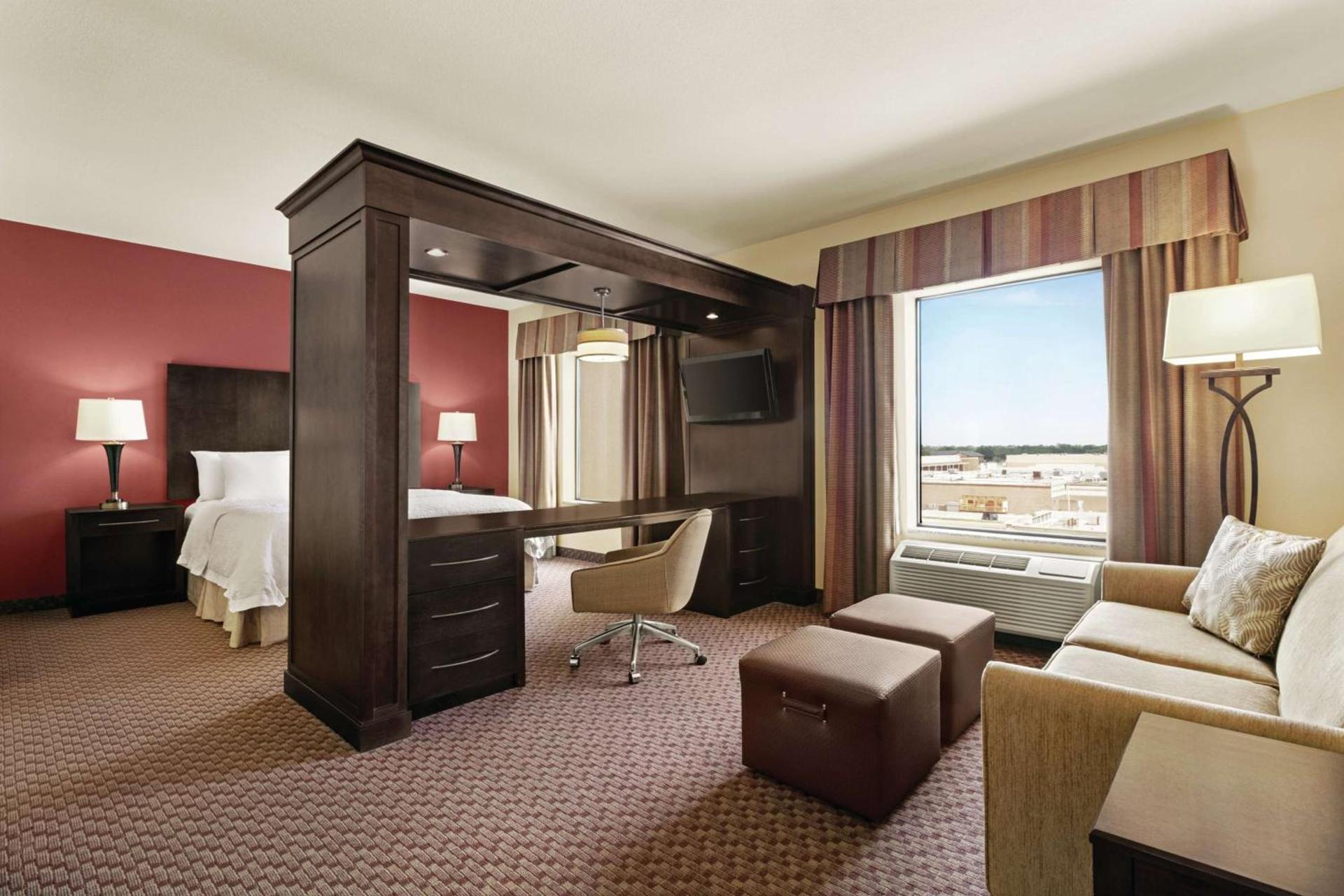 Hampton Inn & Suites Enid photo 22