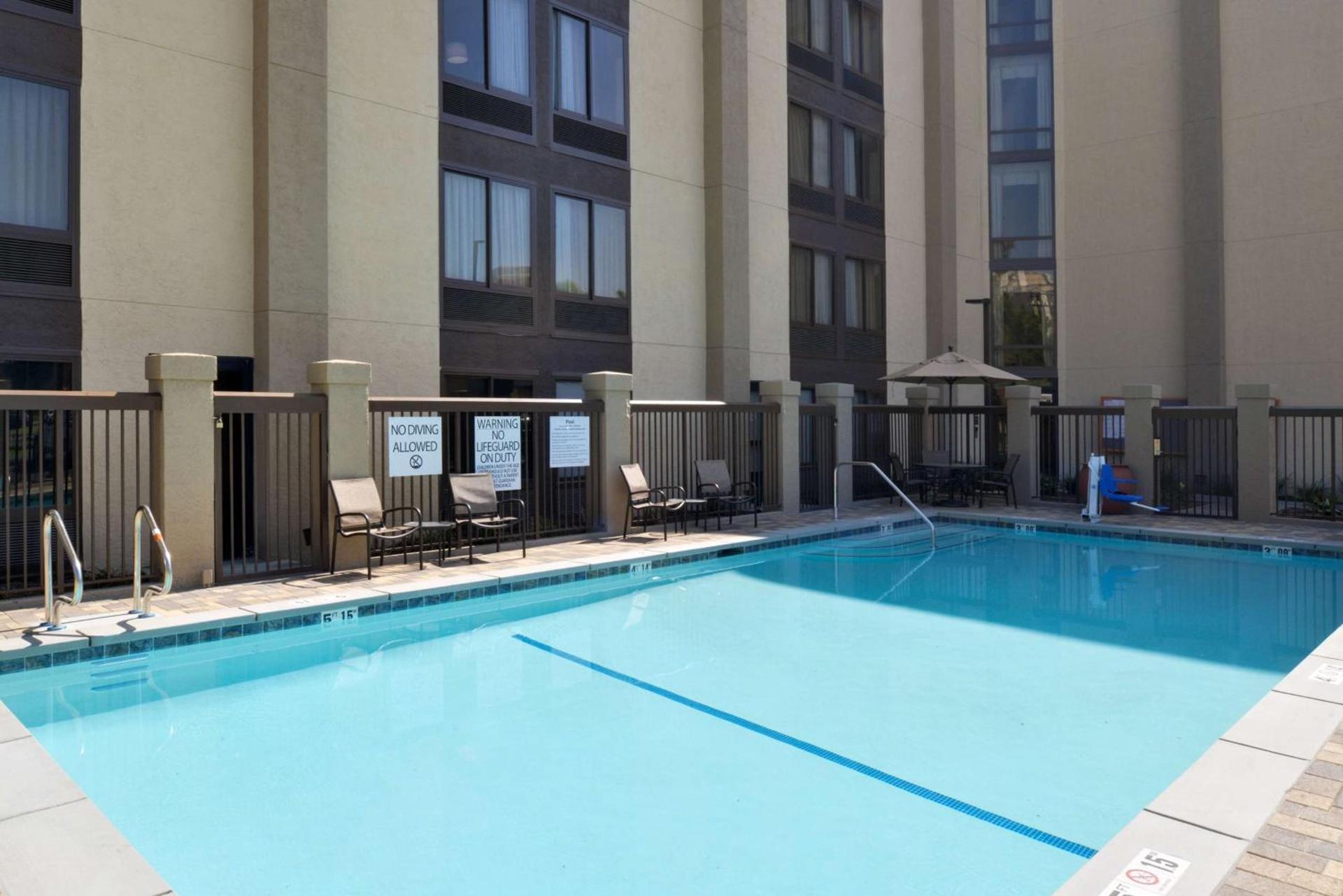Hampton Inn Los Angeles-West Covina photo 9